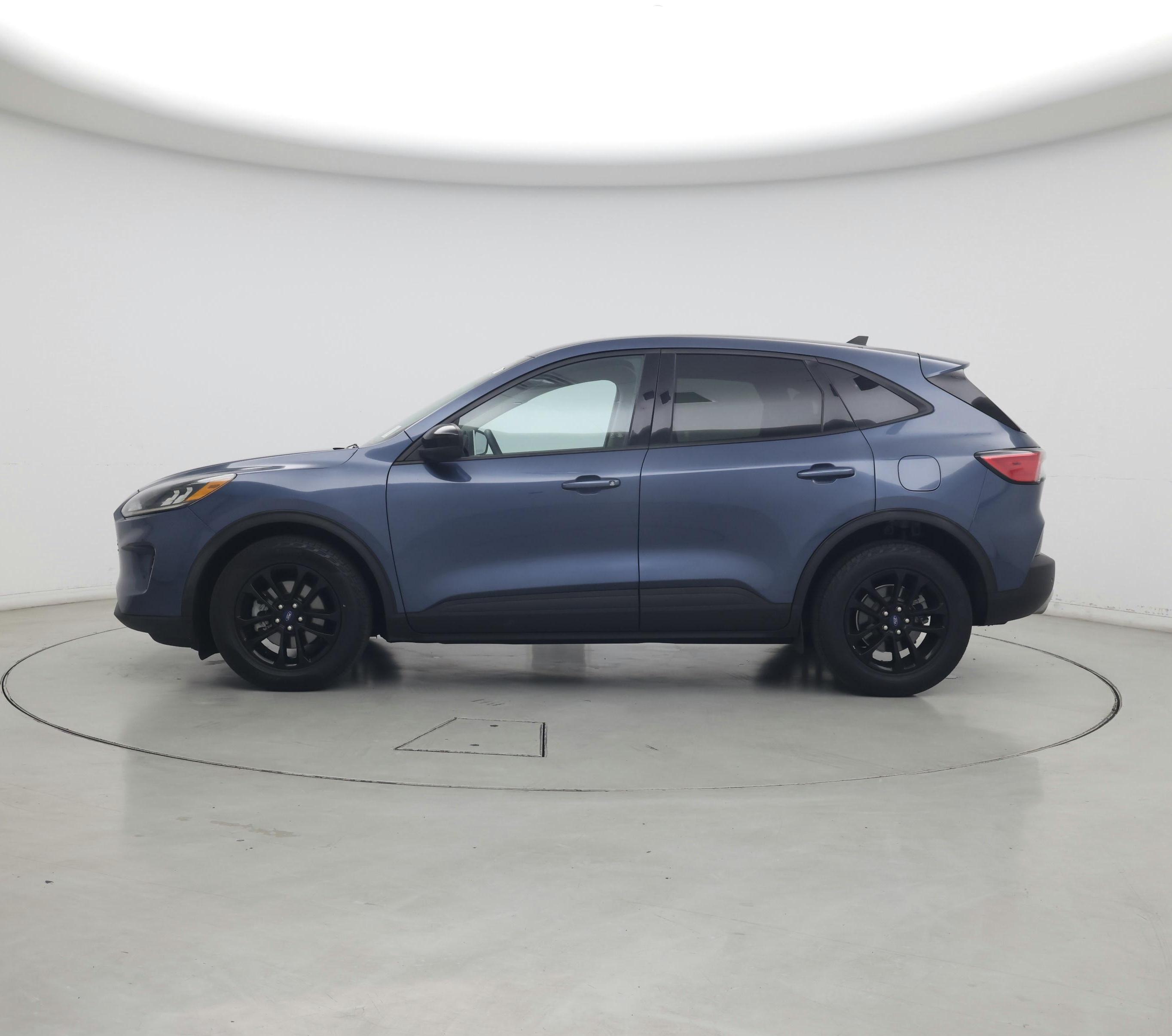 Thumbnail: 2020 Ford Escape - 3