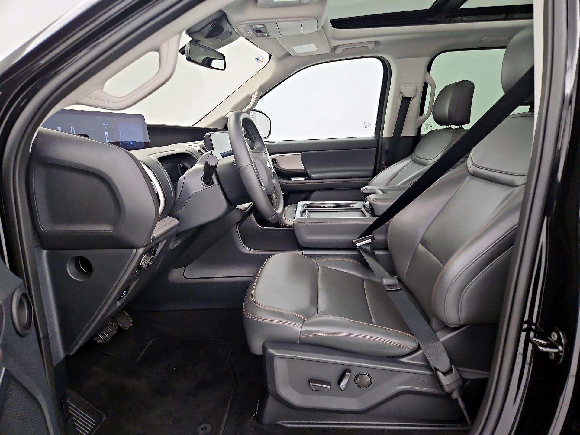 Thumbnail: 2025 Ford Expedition - 11