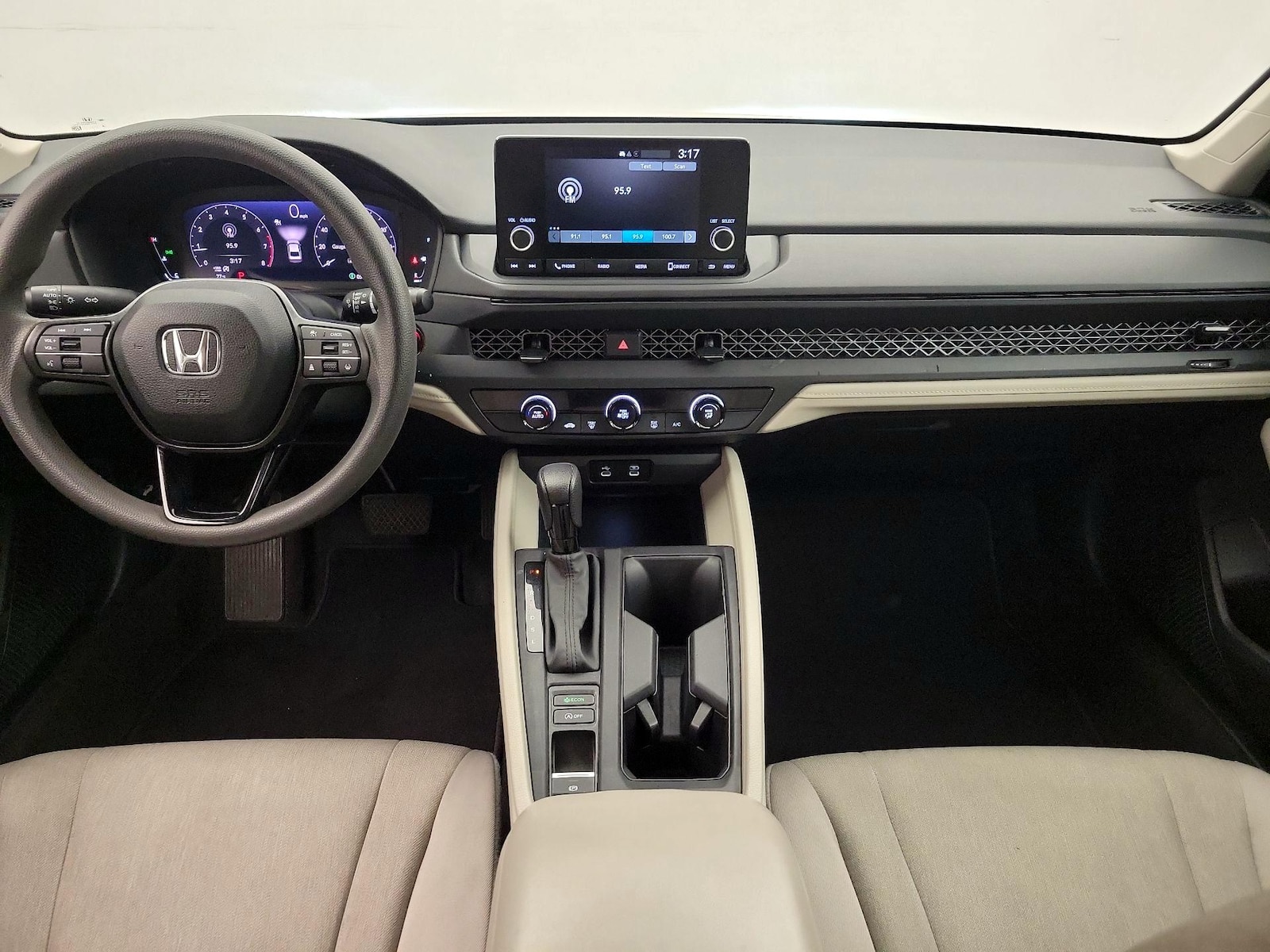 2024 Honda Accord LX - Photo 10