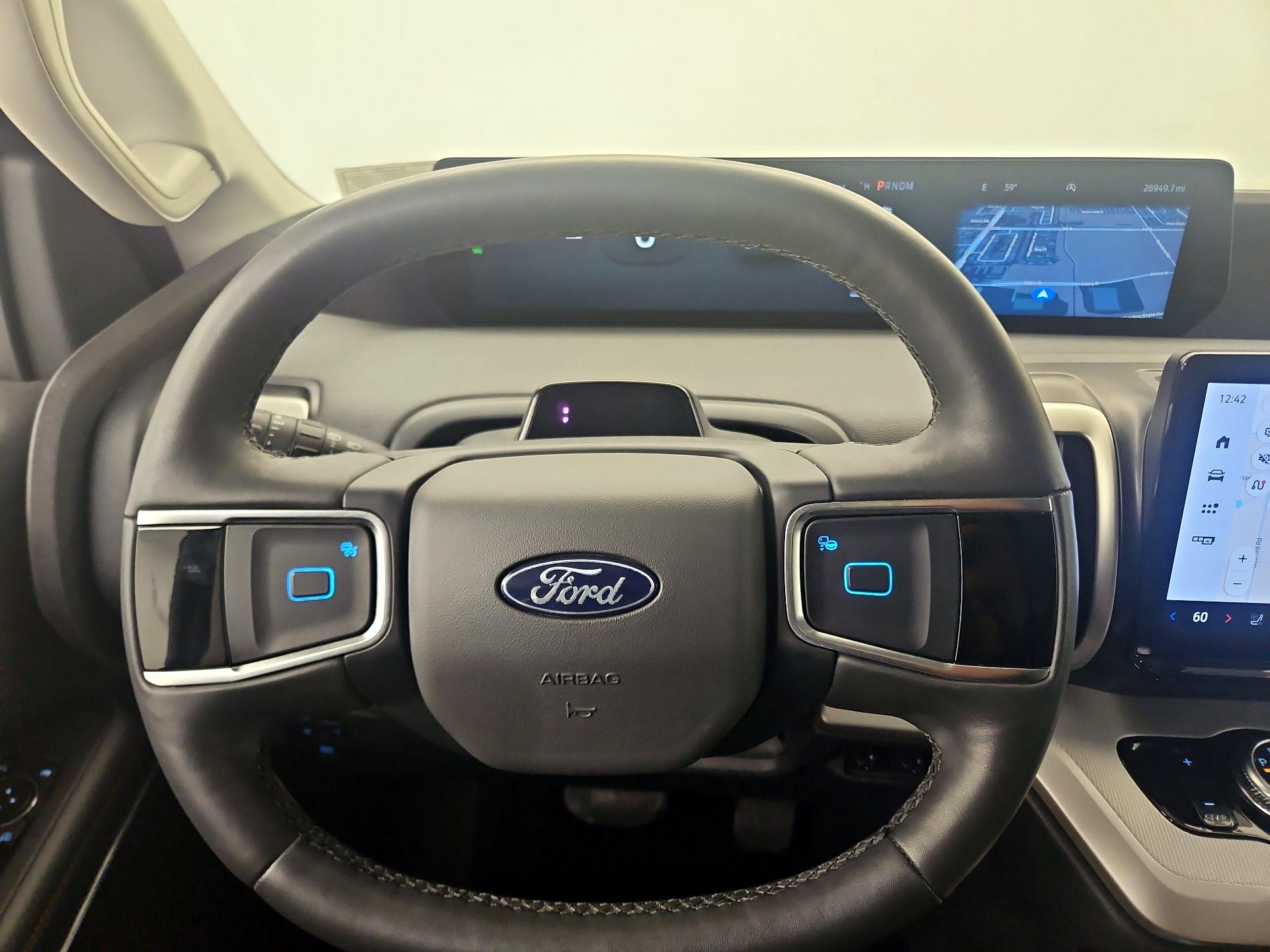 Thumbnail: 2025 Ford Expedition - 10