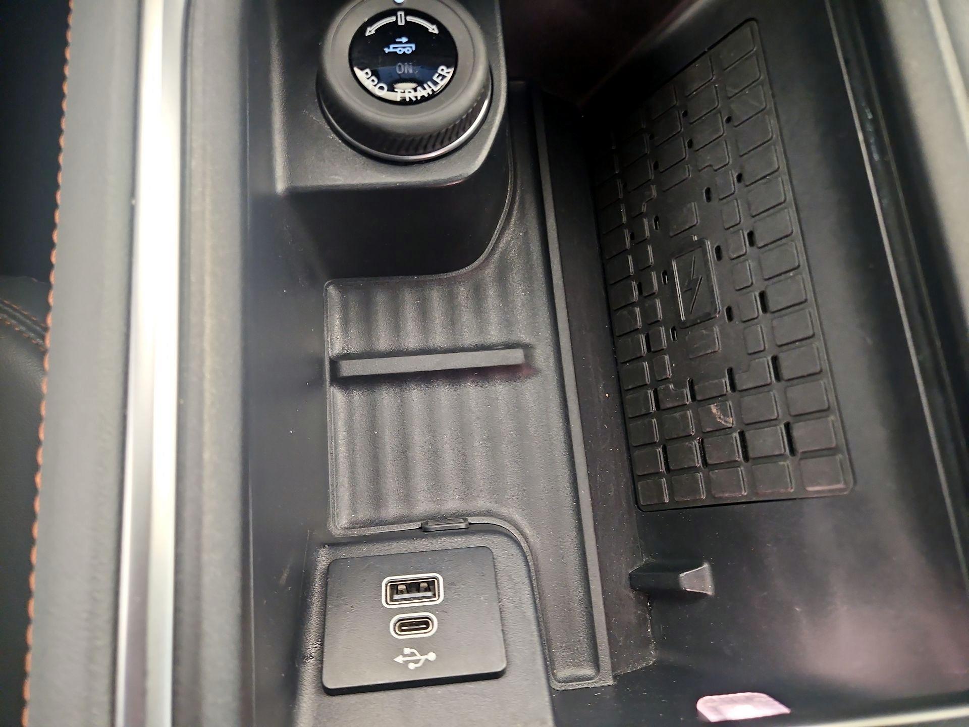 Thumbnail: 2025 Ford Expedition - 19