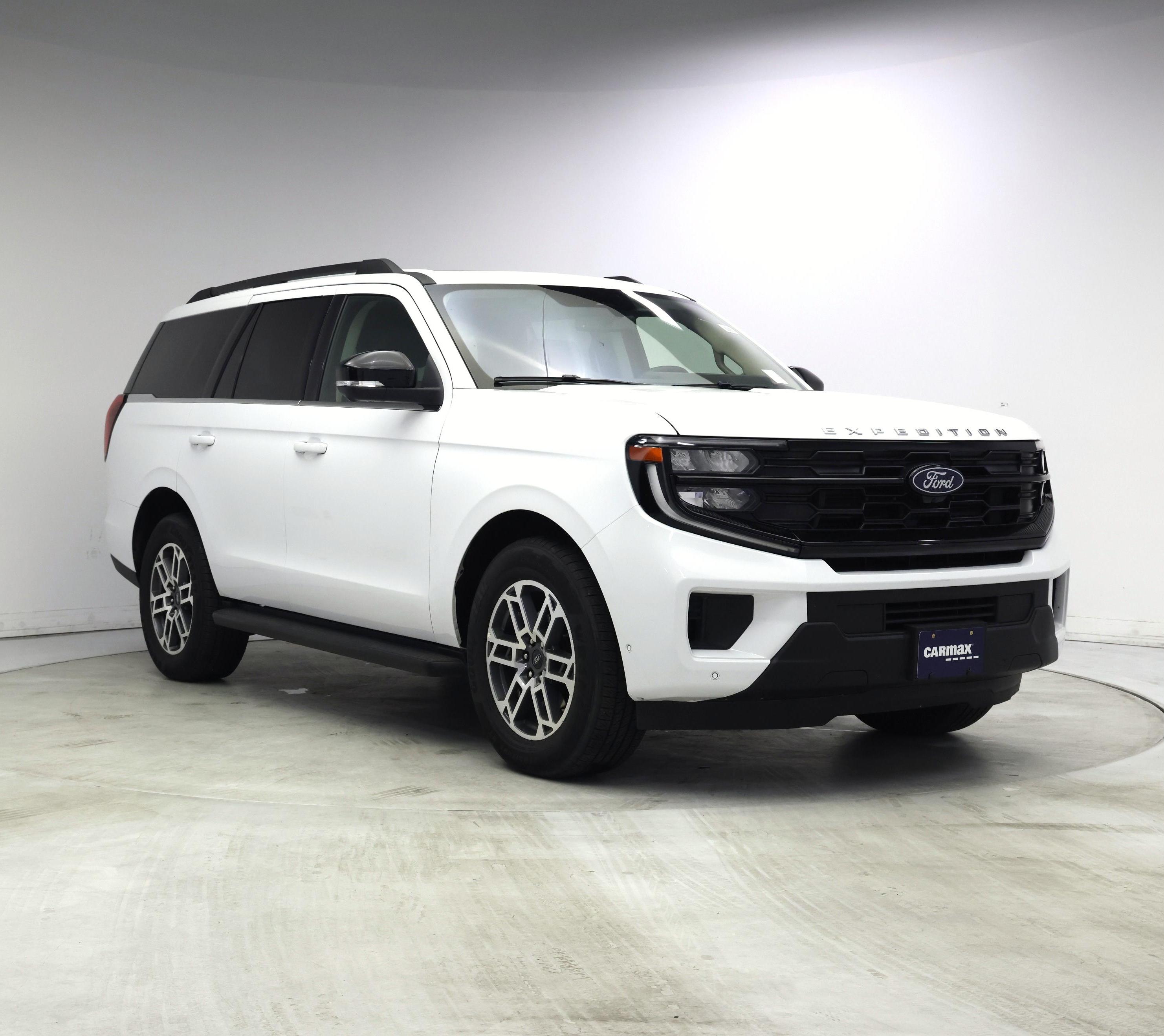 White 2025 Ford Expedition SUV / Crossover 4X2 Automatic