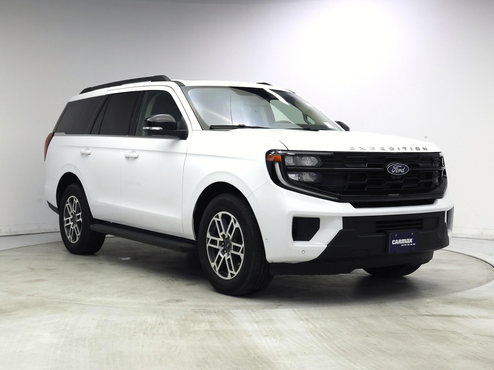 2025 Ford Expedition Active - Photo 2