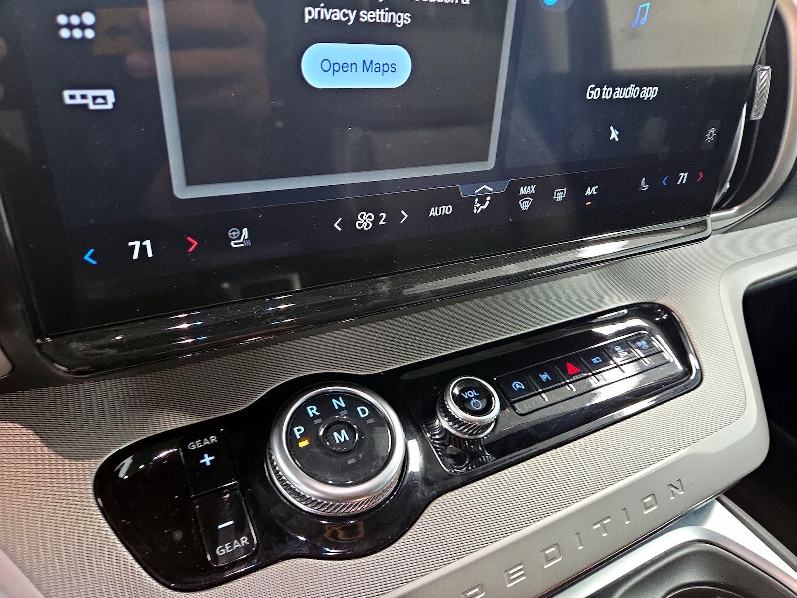 2025 Ford Expedition Active - Photo 15
