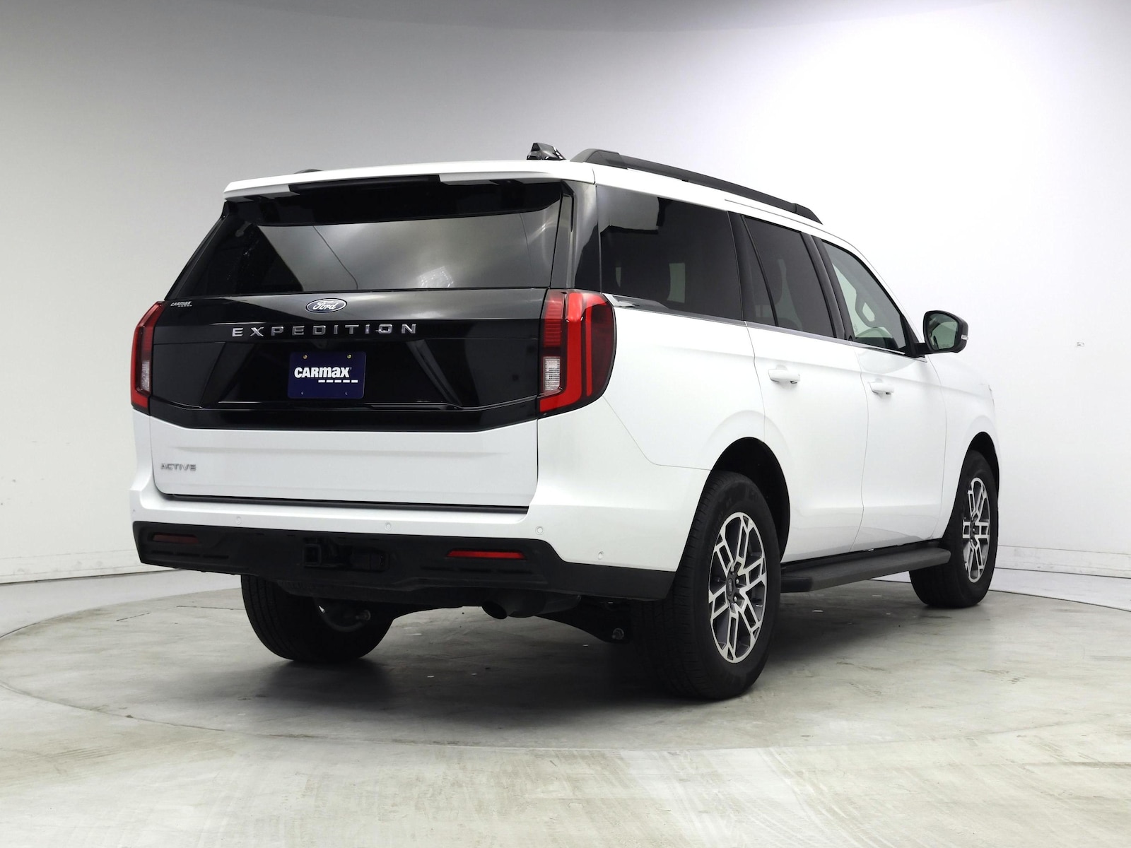 2025 Ford Expedition Active - Photo 9