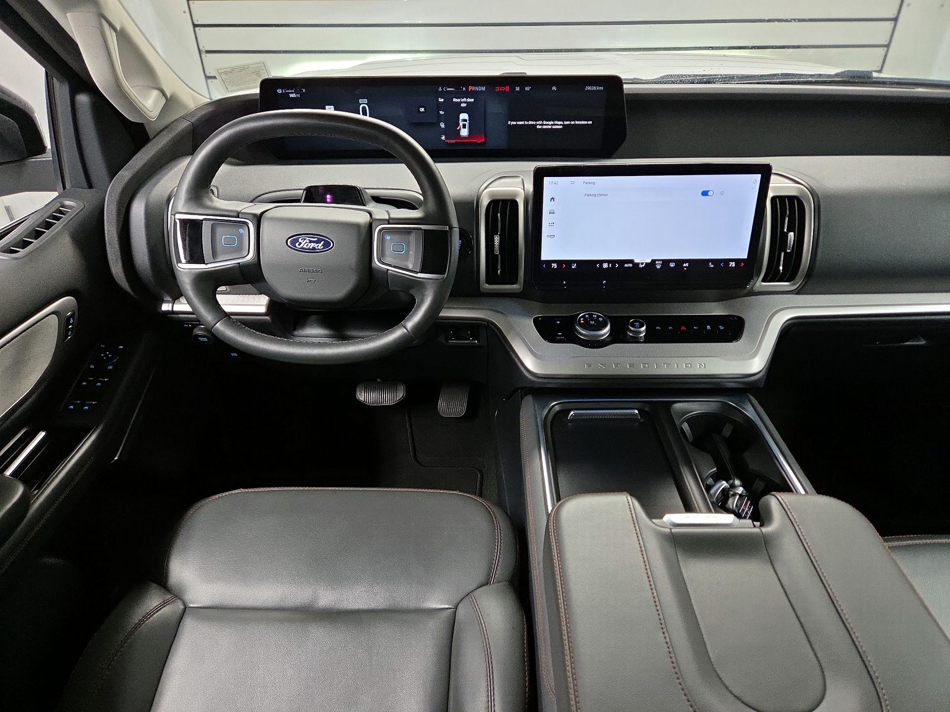Thumbnail: 2025 Ford Expedition - 9