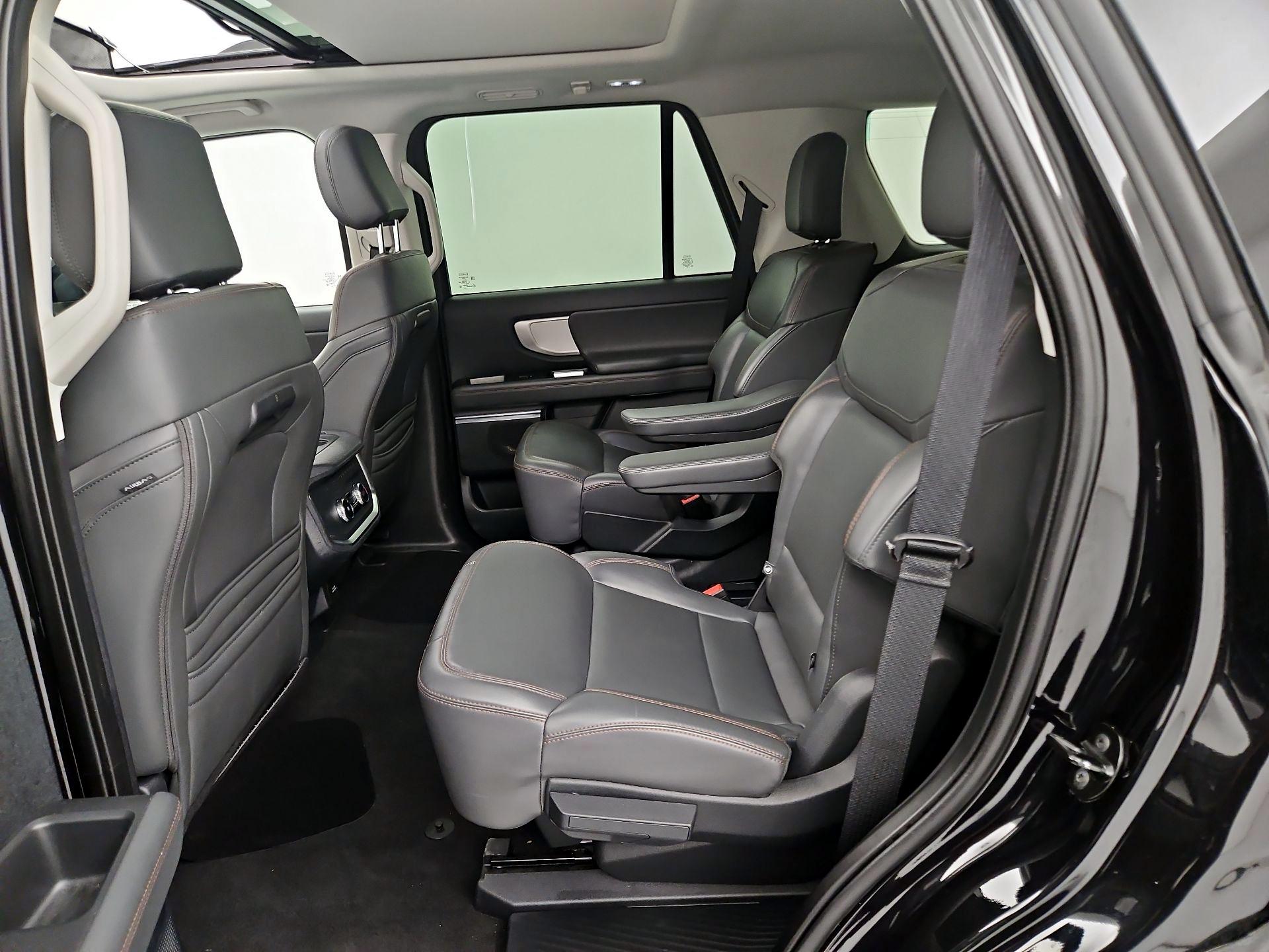 Thumbnail: 2025 Ford Expedition - 19