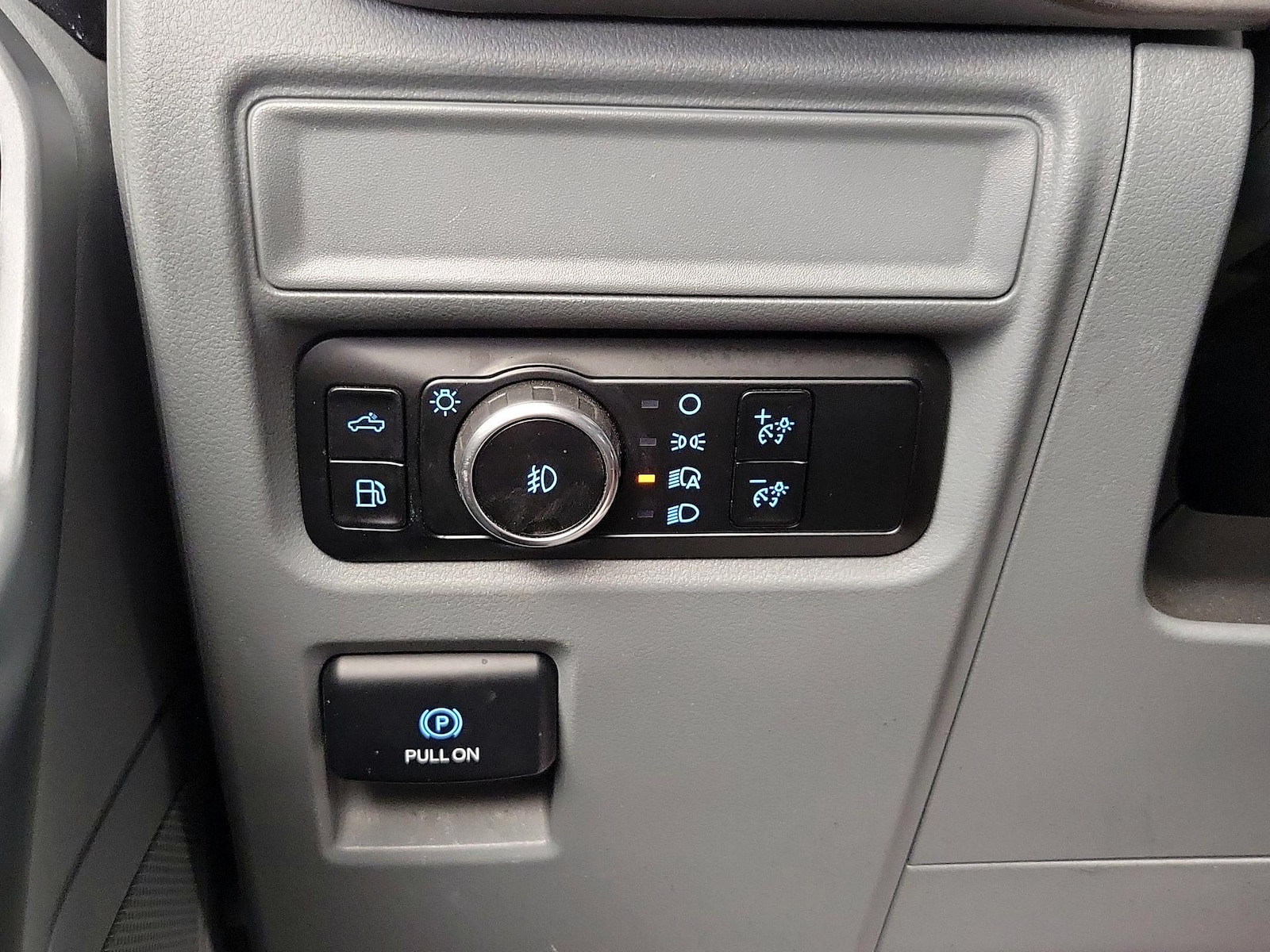 2024 Ford F-150 XLT - Photo 14
