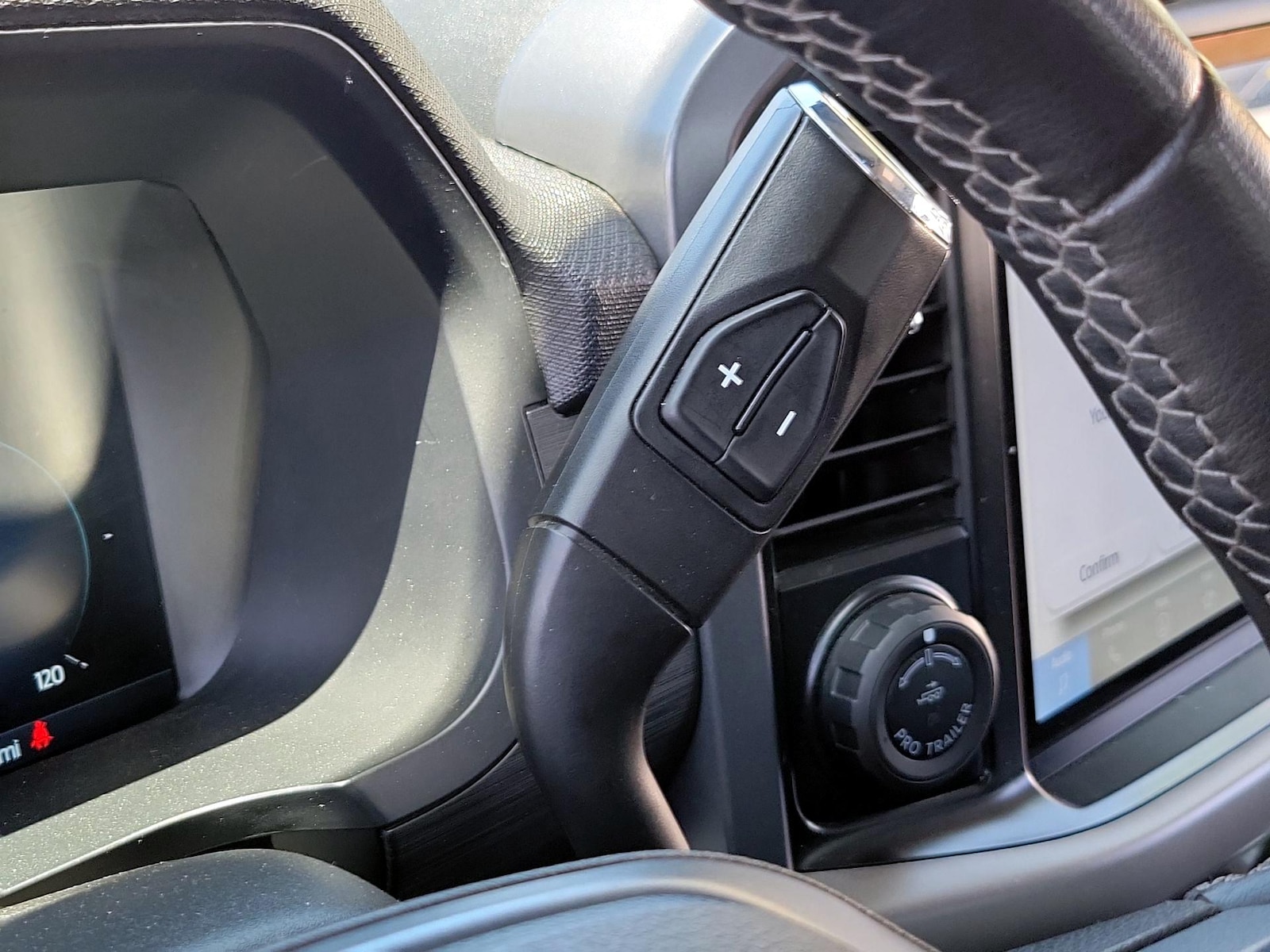 2024 Ford F-150 XLT - Photo 19