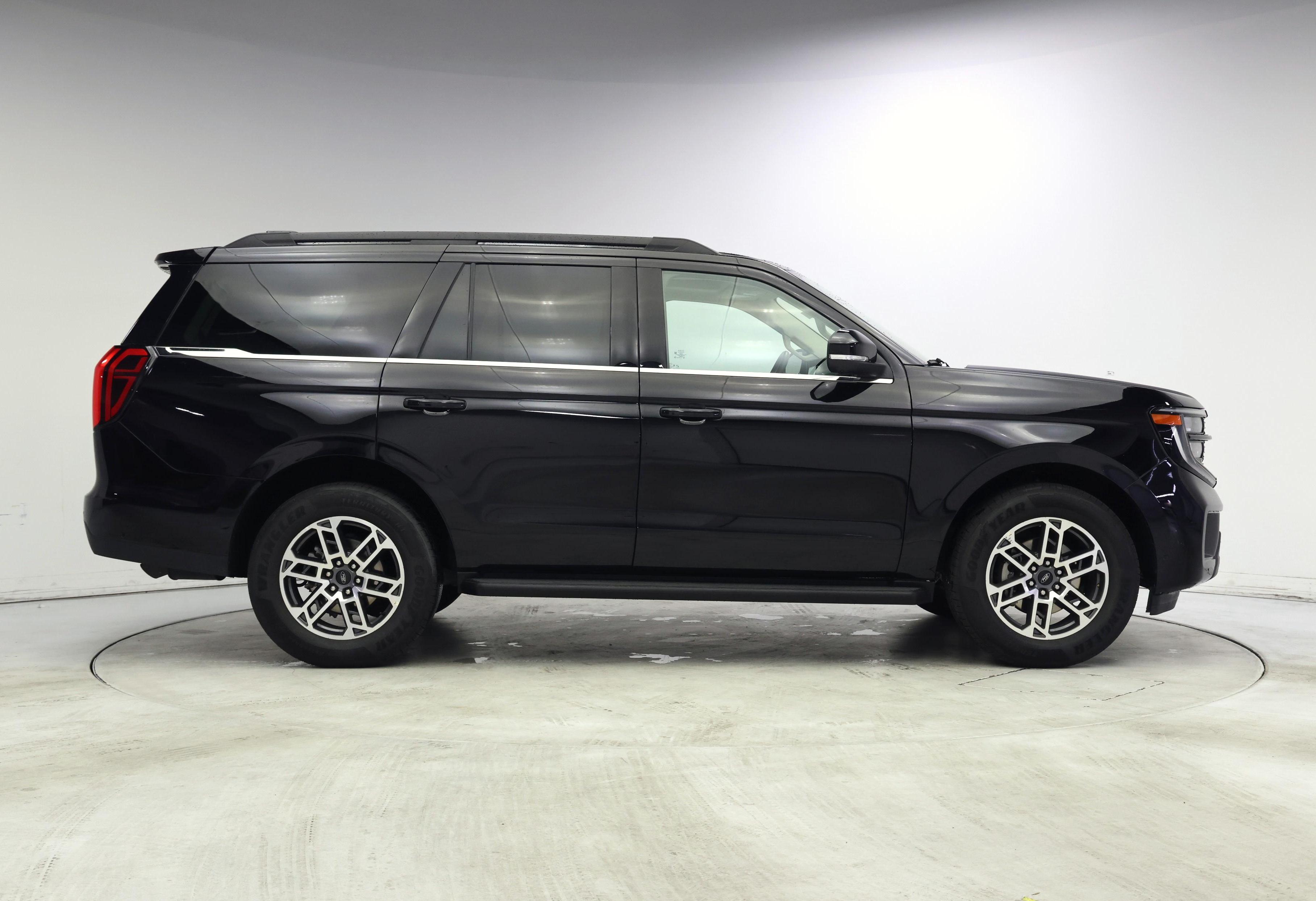 Thumbnail: 2025 Ford Expedition - 7