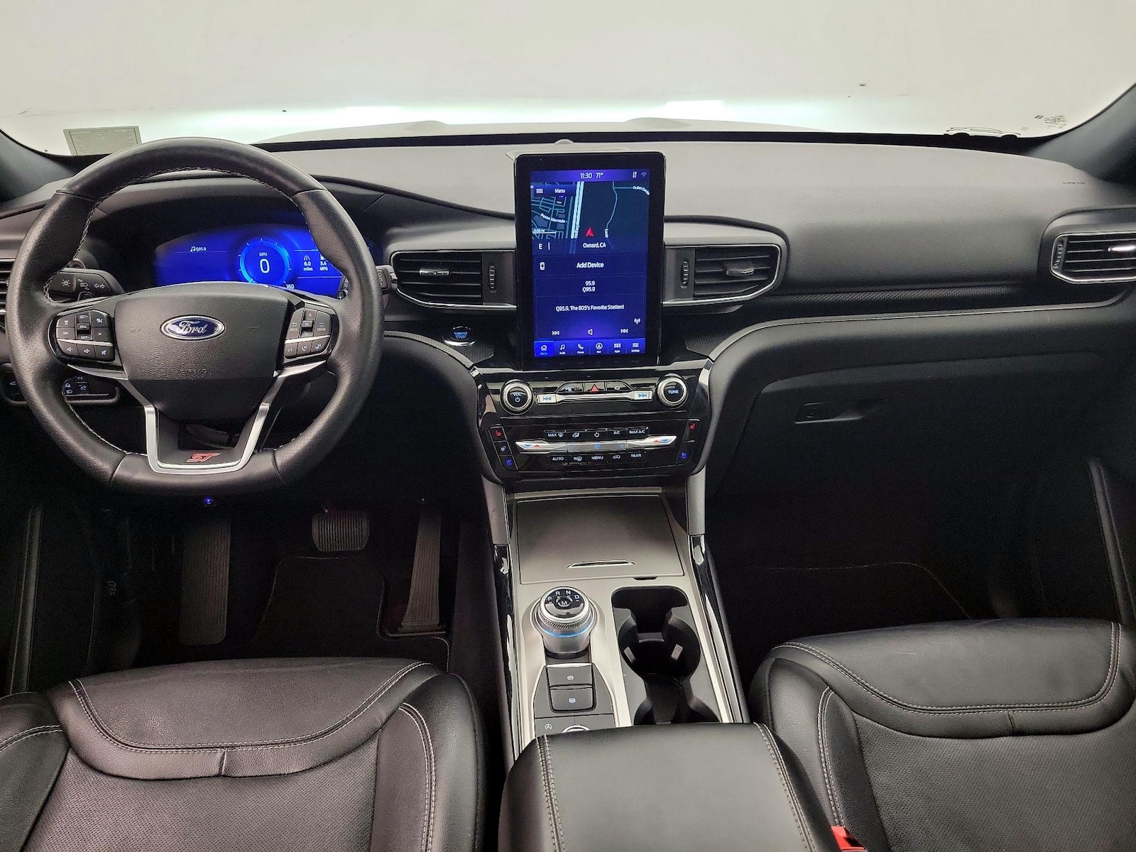 2023 Ford Explorer ST - Photo 10