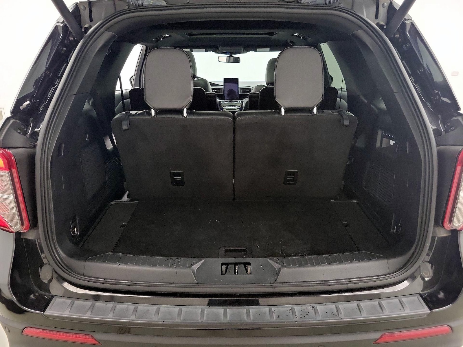 2023 Ford Explorer ST - Photo 24