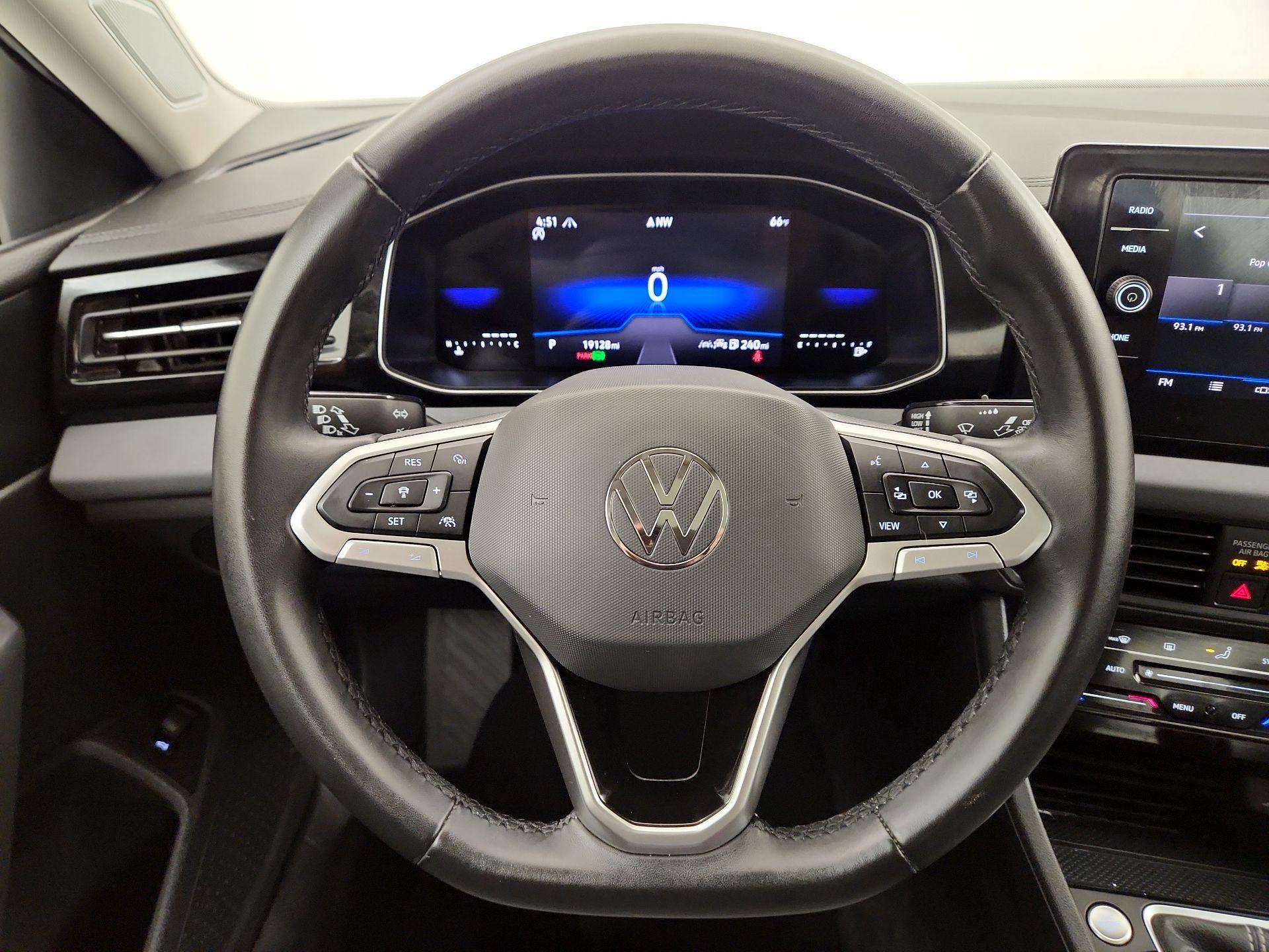 Thumbnail: 2025 Volkswagen Jetta - 10