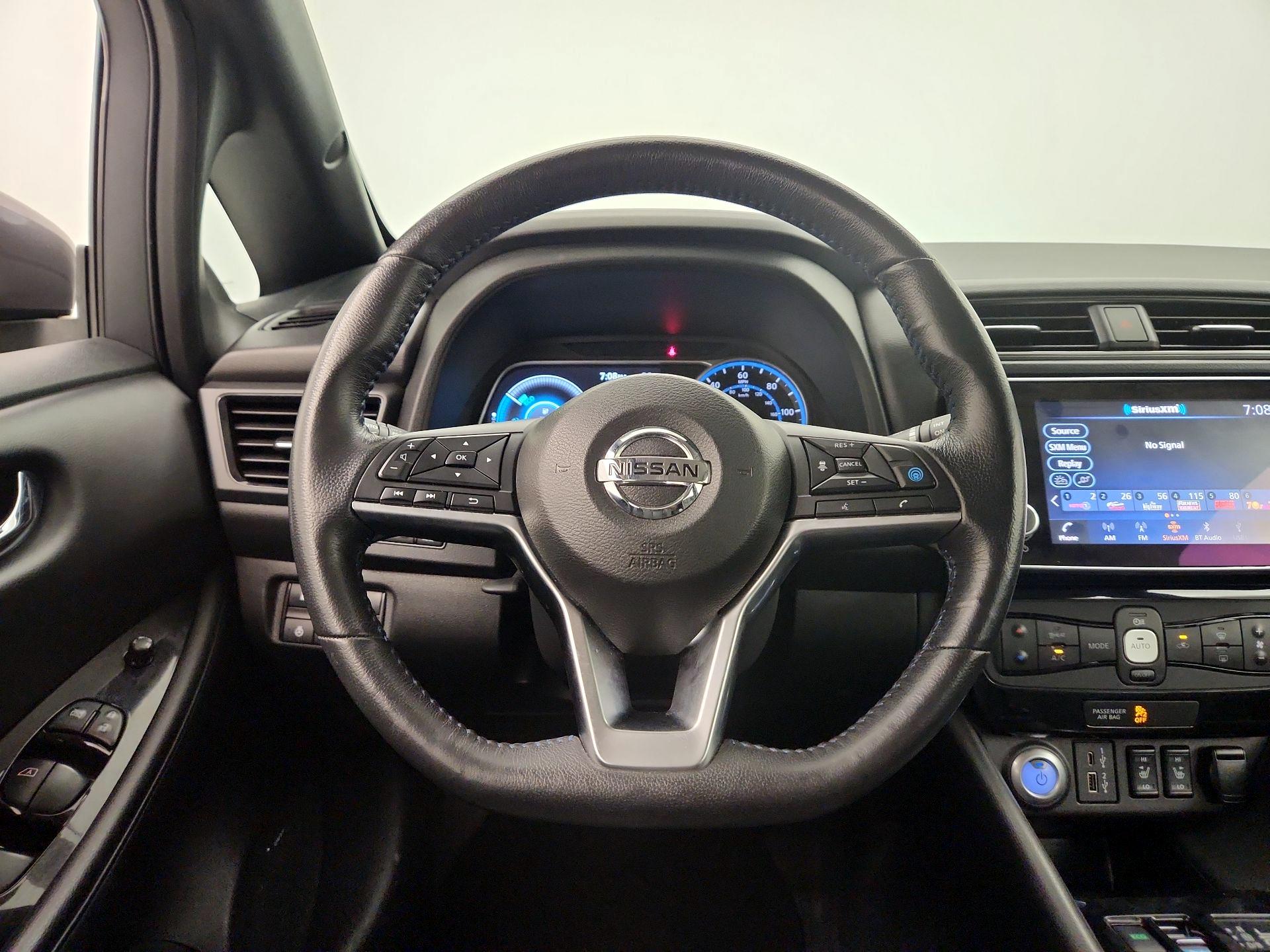 Thumbnail: 2021 Nissan Leaf - 10
