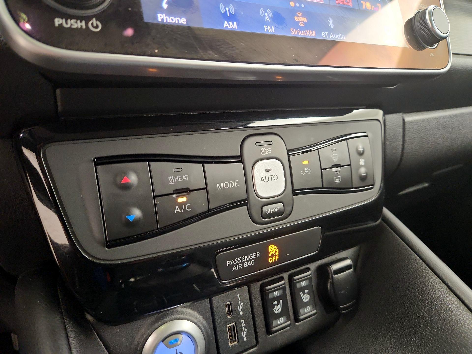 Thumbnail: 2021 Nissan Leaf - 16