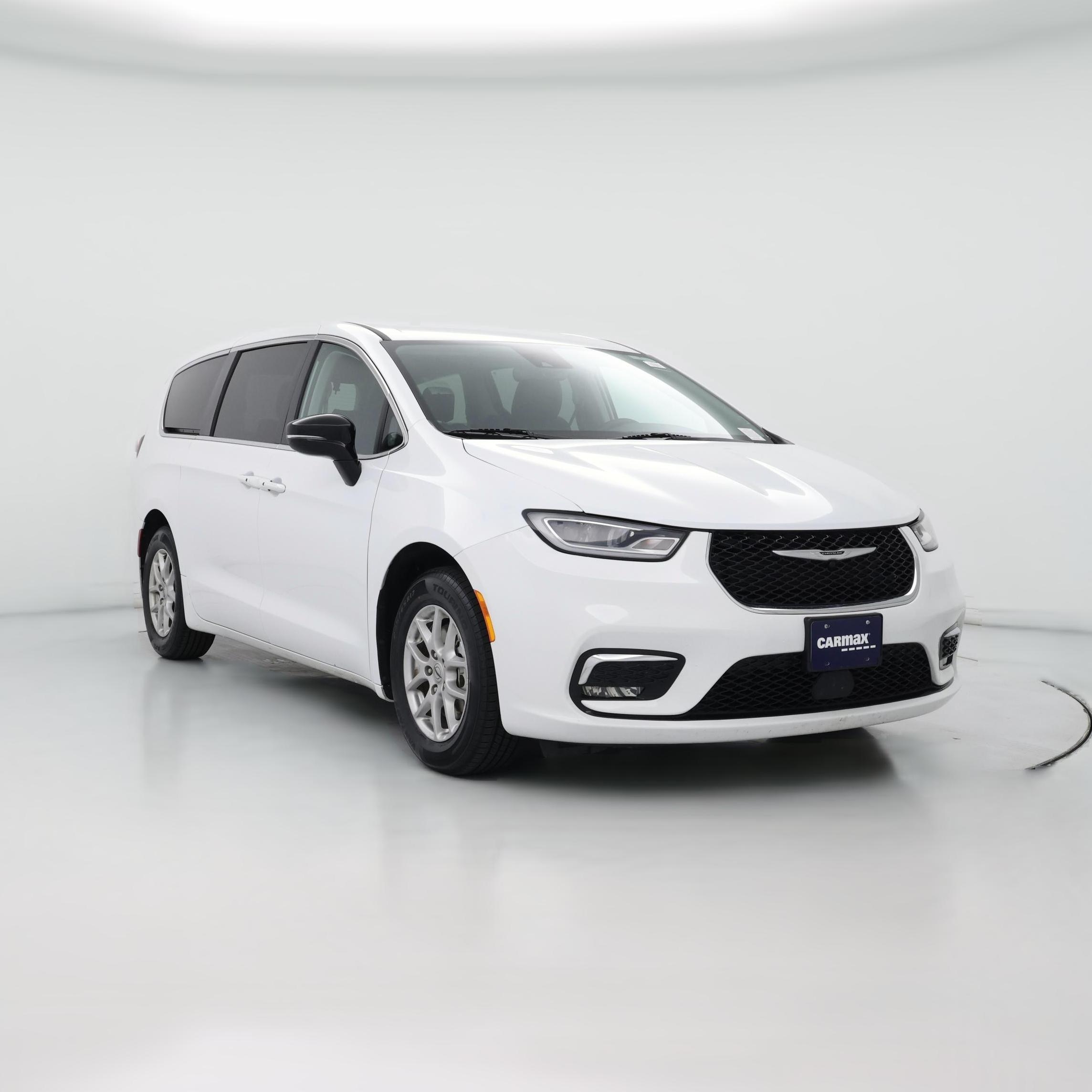 Thumbnail: 2024 Chrysler Pacifica - 1
