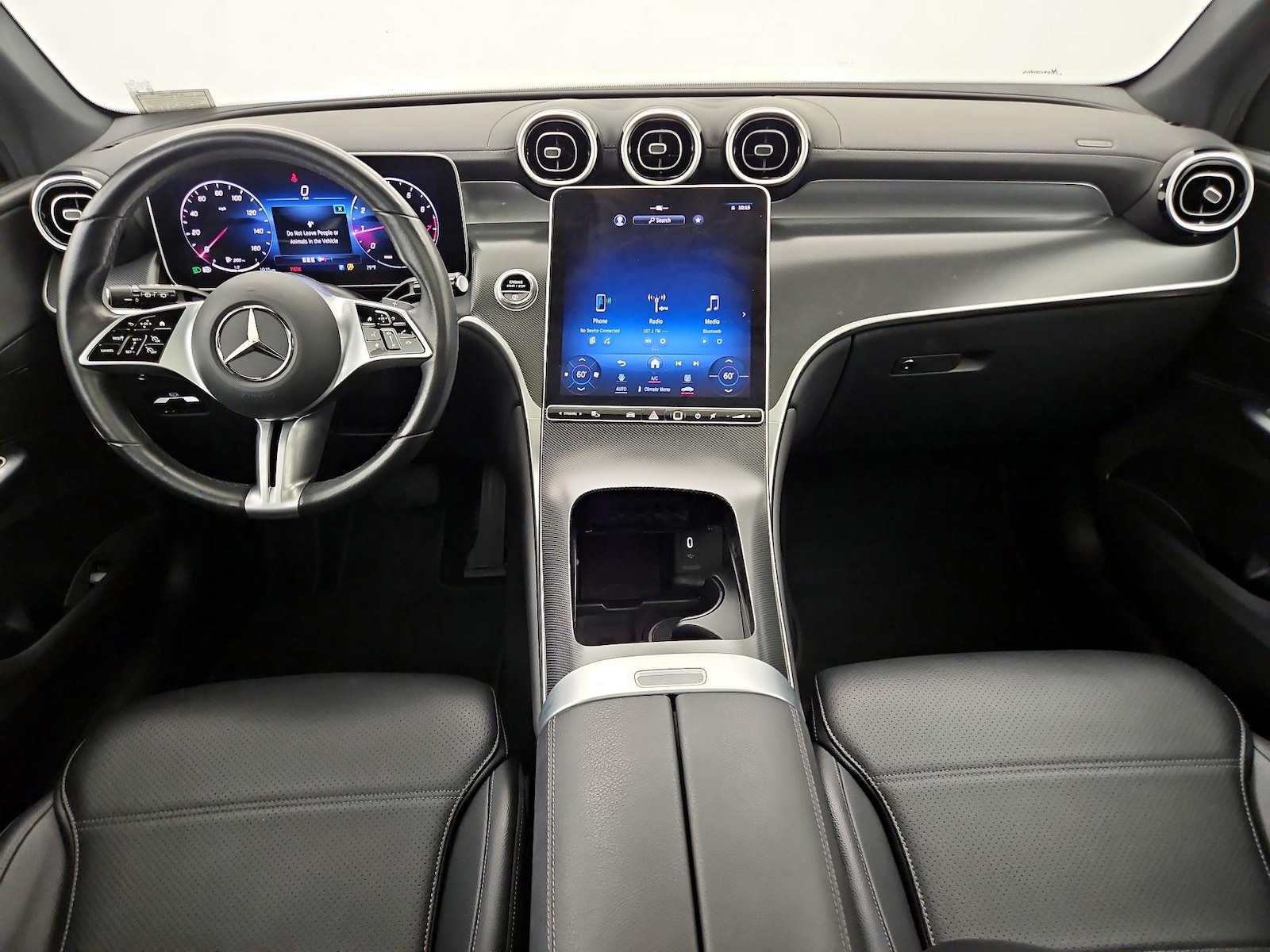 2024 Mercedes-Benz GLC GLC300 - Photo 10