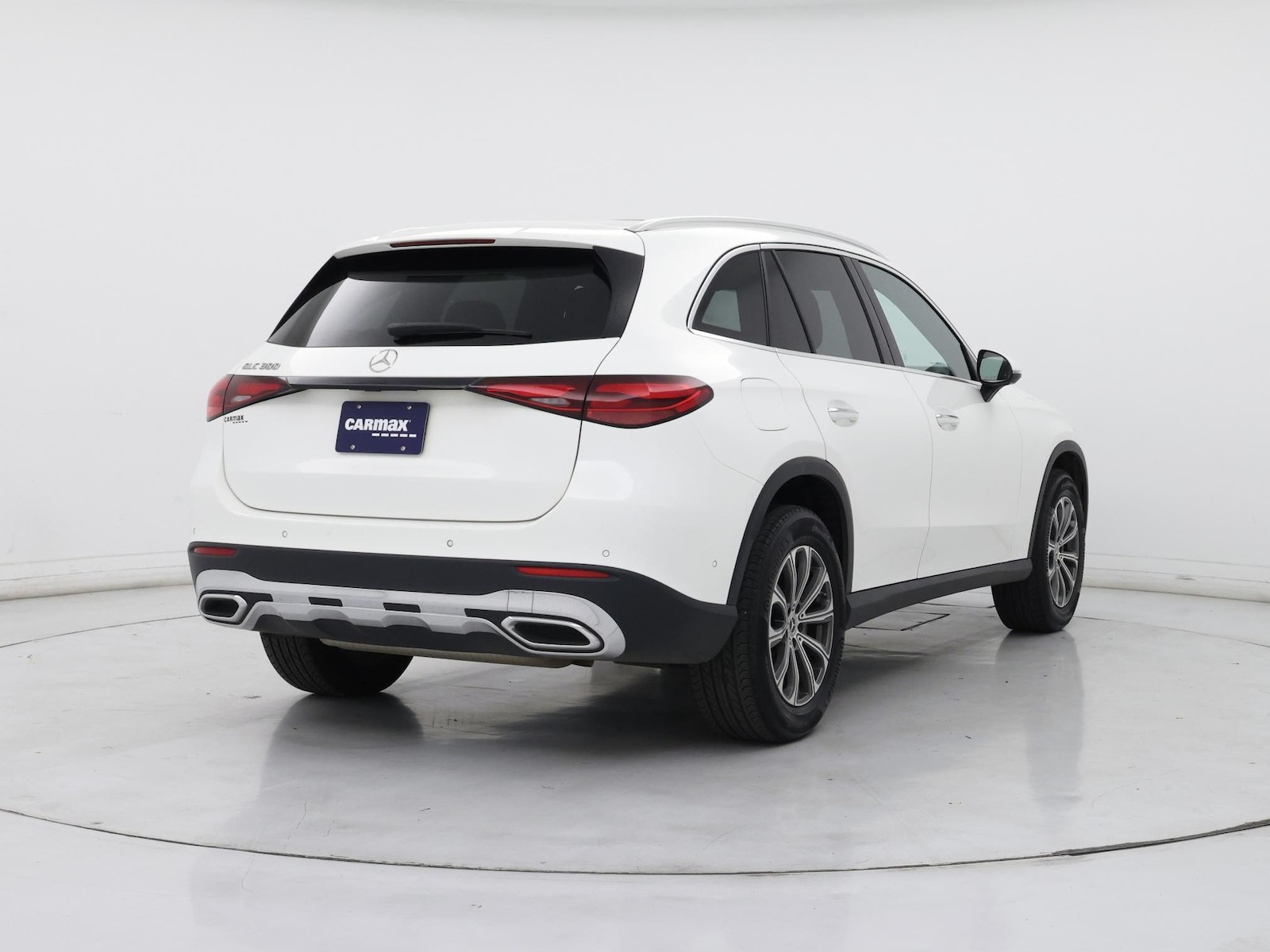 2024 Mercedes-Benz GLC GLC300 - Photo 9