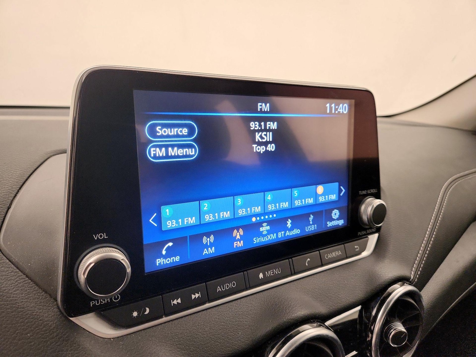 2025 Nissan Sentra SV - Photo 16