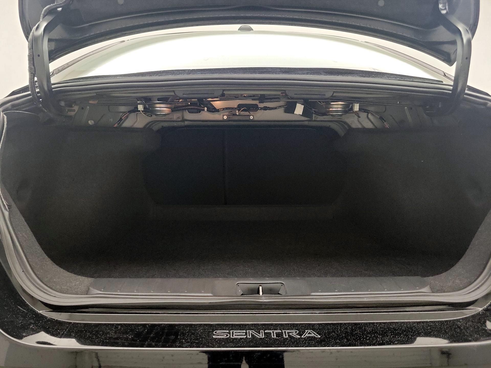 Thumbnail: 2024 Nissan Sentra - 20