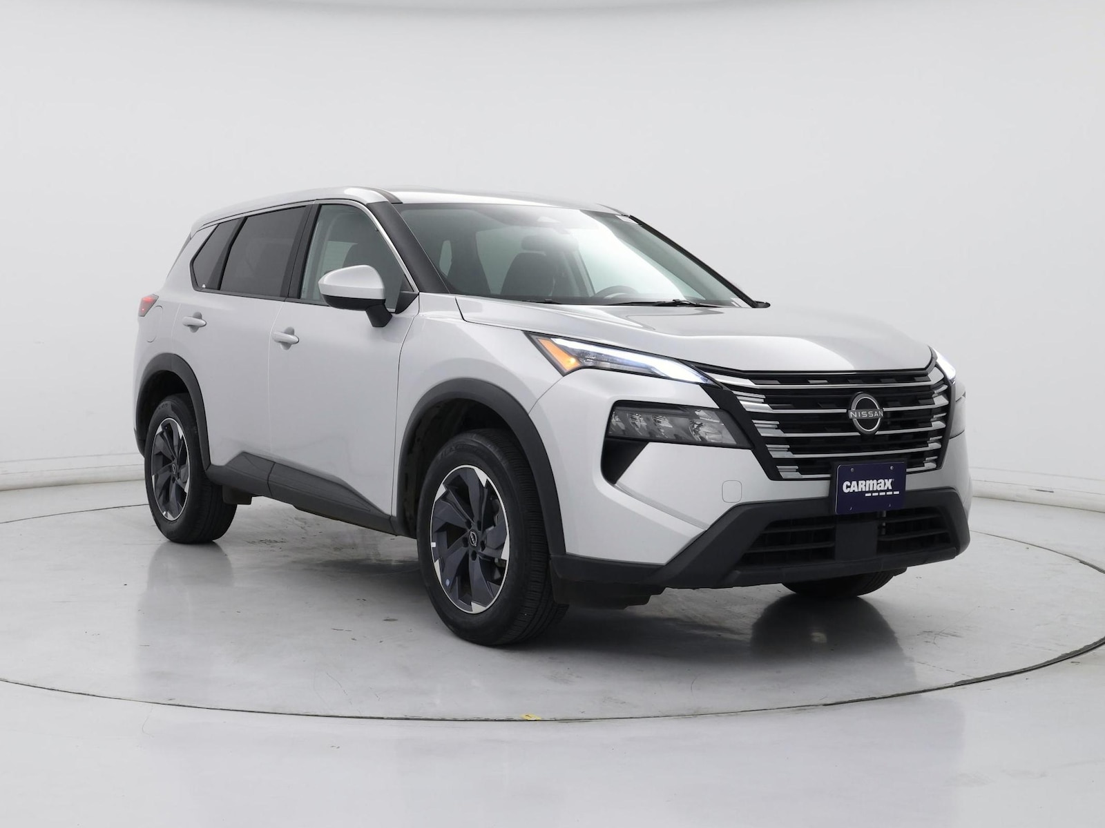 2025 Nissan Rogue SV - Photo 2