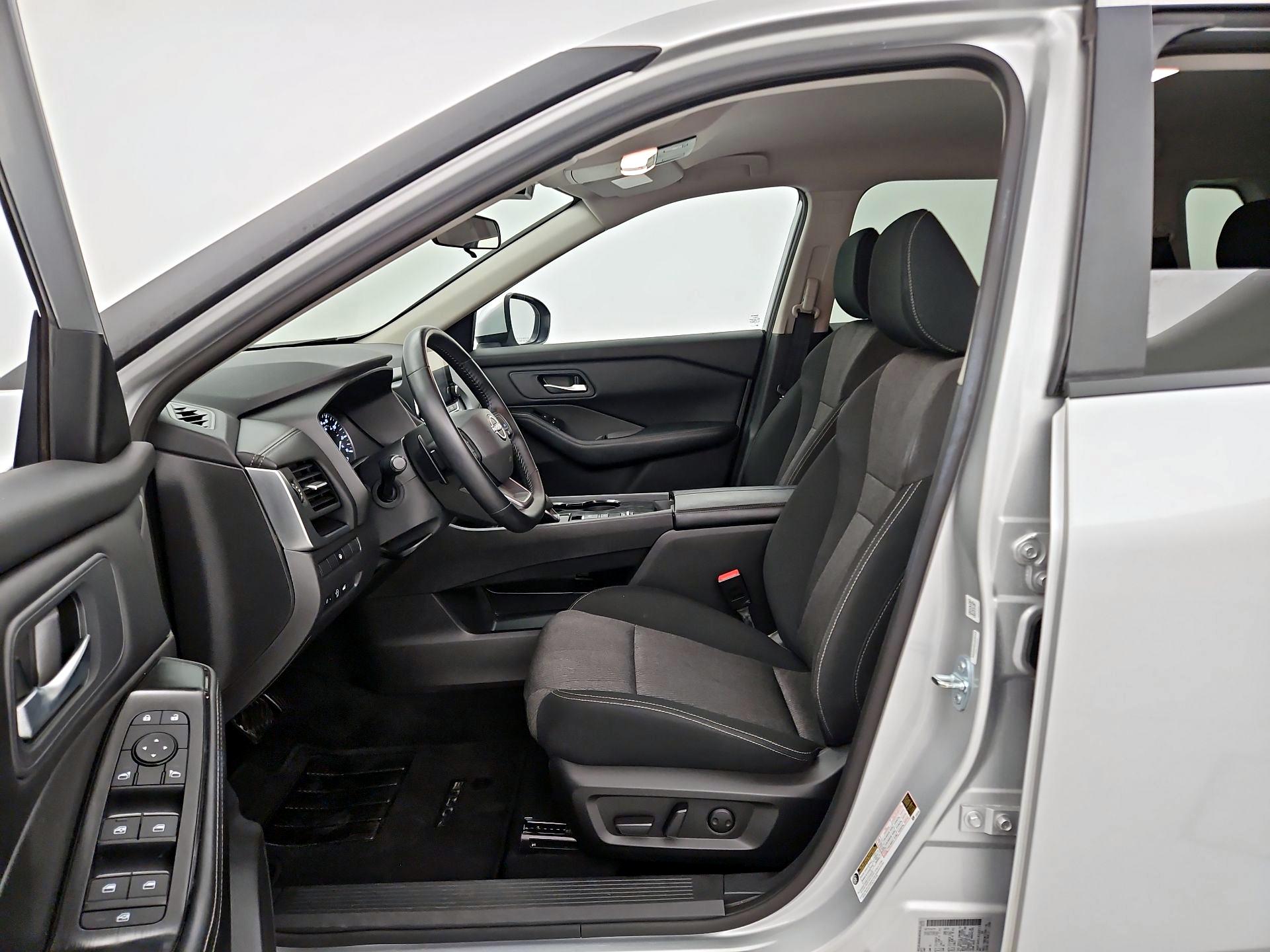 Thumbnail: 2025 Nissan Rogue - 11