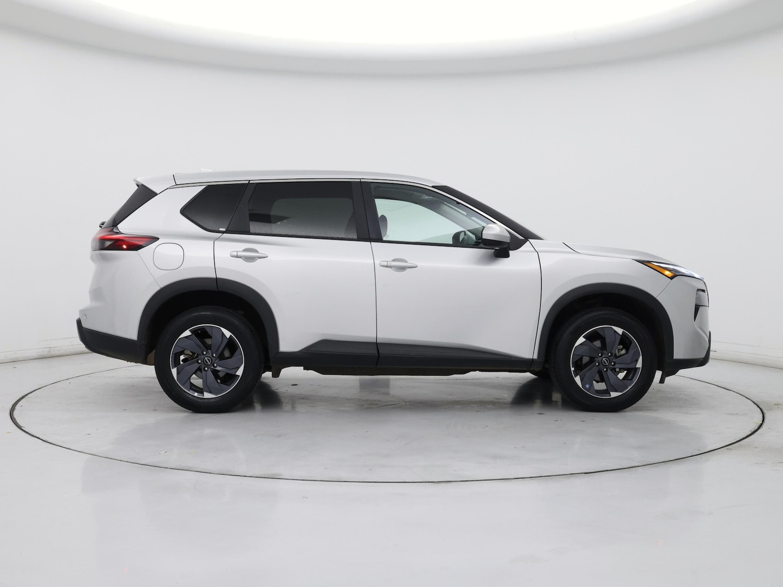 2025 Nissan Rogue SV - Photo 8