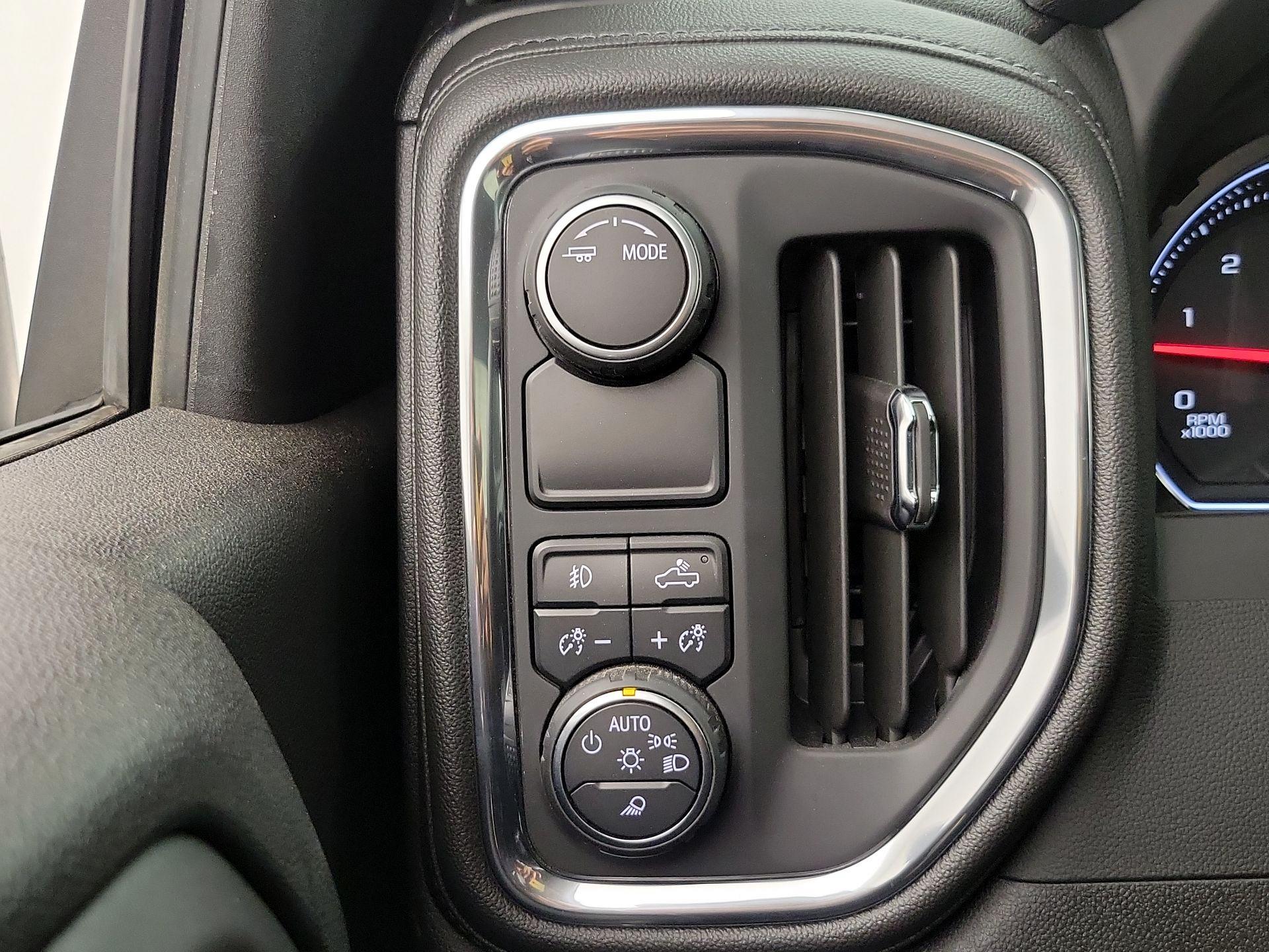 Thumbnail: 2023 Chevrolet Silverado 2500 - 13