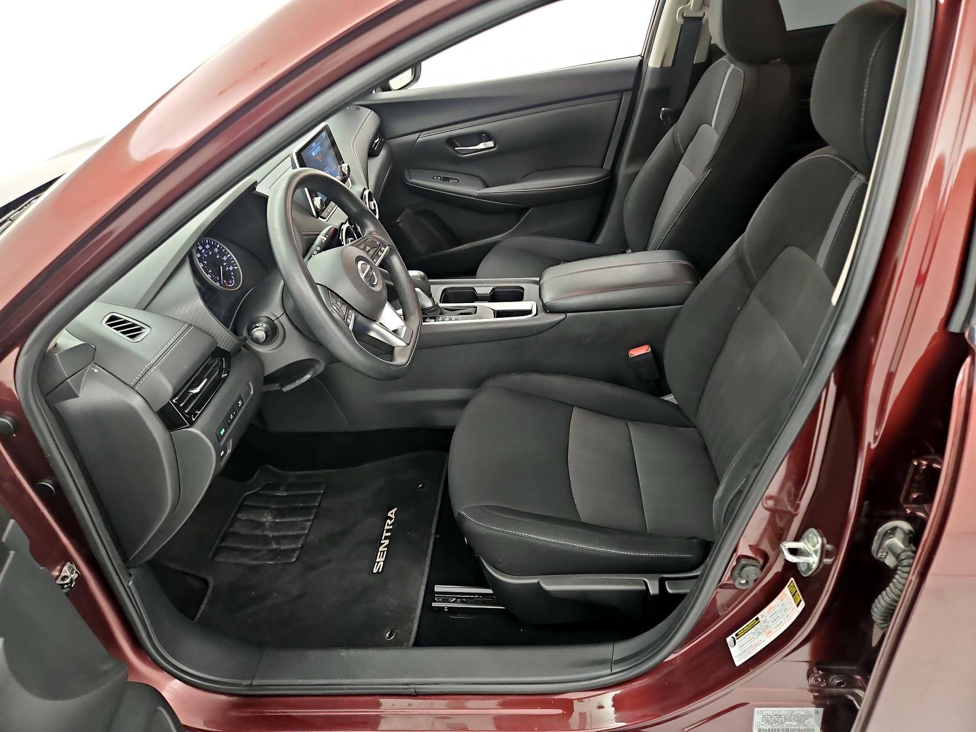Thumbnail: 2023 Nissan Sentra - 11