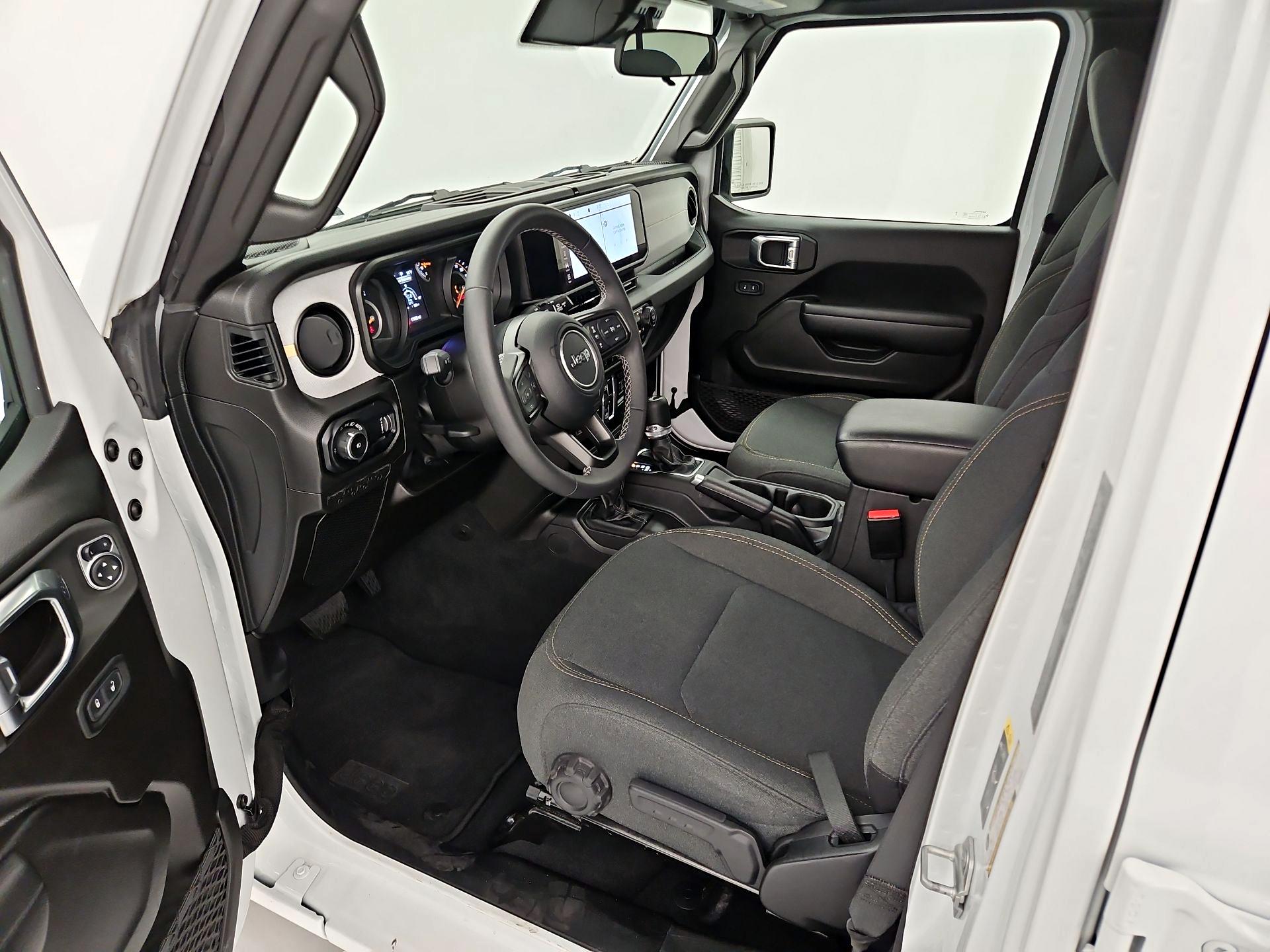 Thumbnail: 2025 Jeep Wrangler - 11