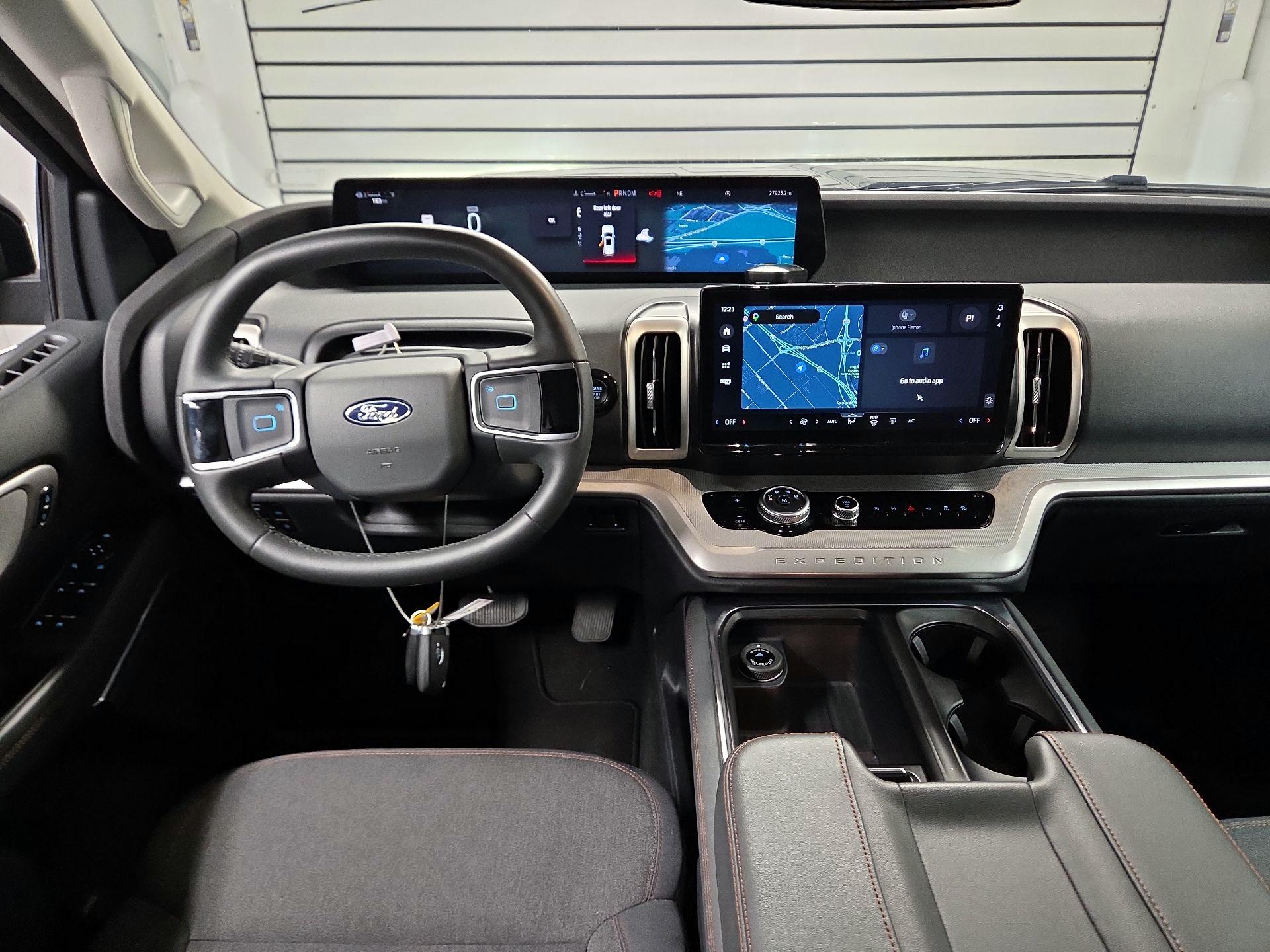 Thumbnail: 2025 Ford Expedition MAX - 9