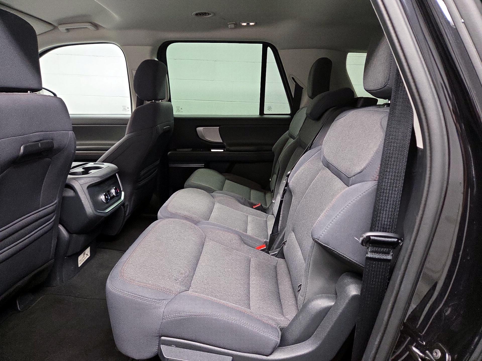 Thumbnail: 2025 Ford Expedition MAX - 17