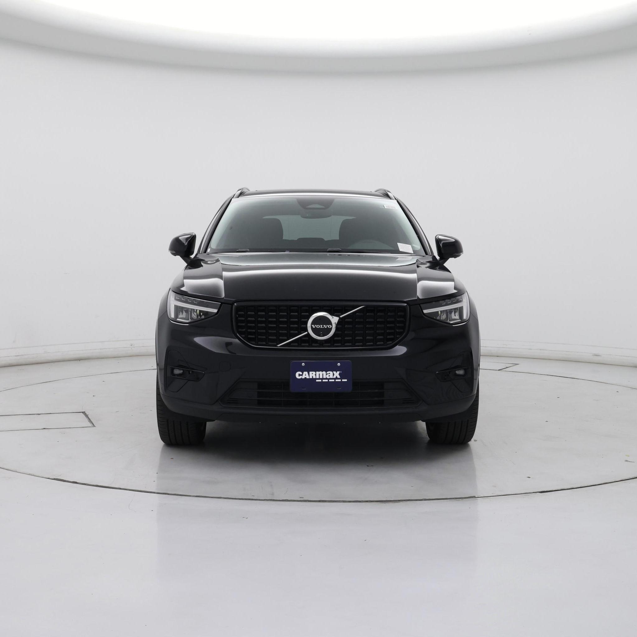 Thumbnail: 2025 Volvo XC40 - 5