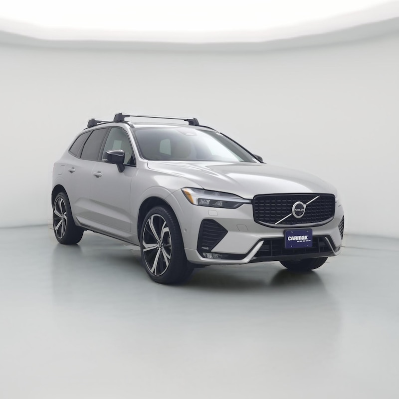 2024 Volvo XC60 B5 Ultimate Dark Theme