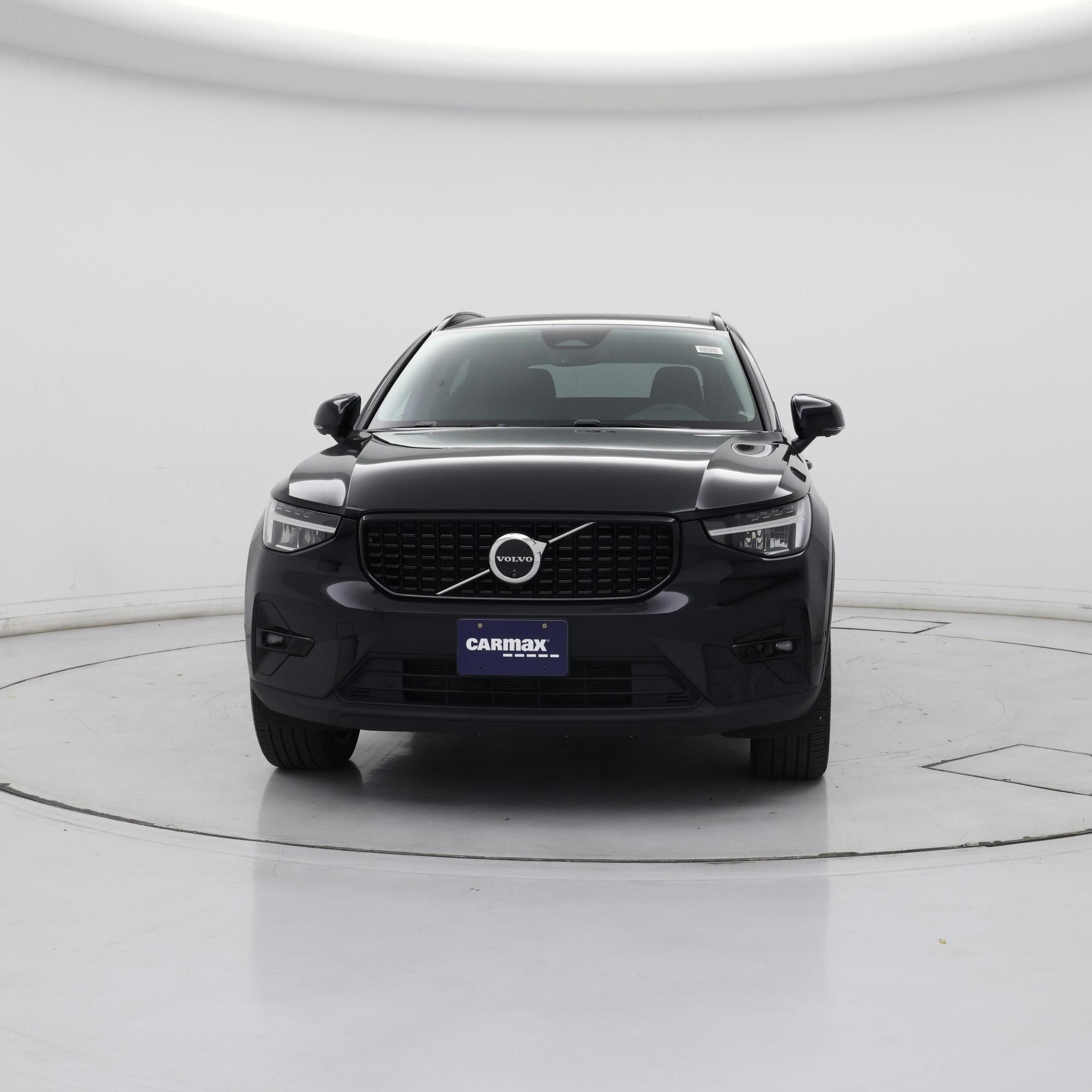 Thumbnail: 2025 Volvo XC40 - 5