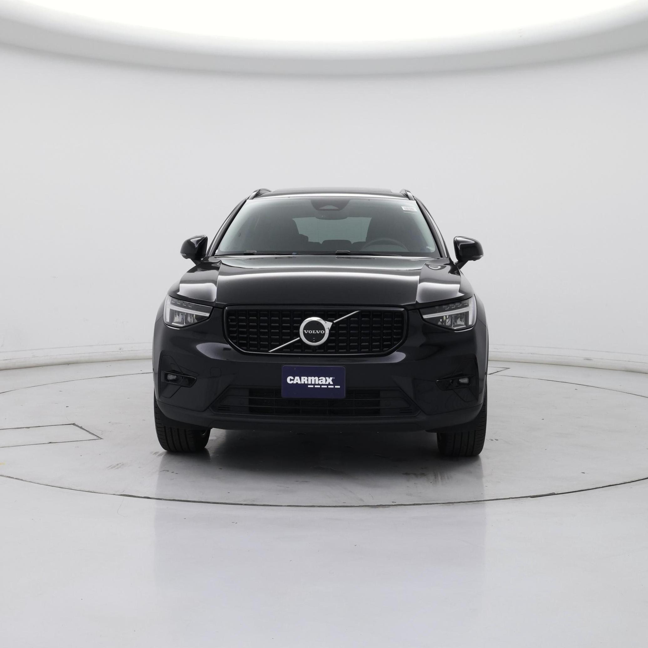 Thumbnail: 2025 Volvo XC40 - 5