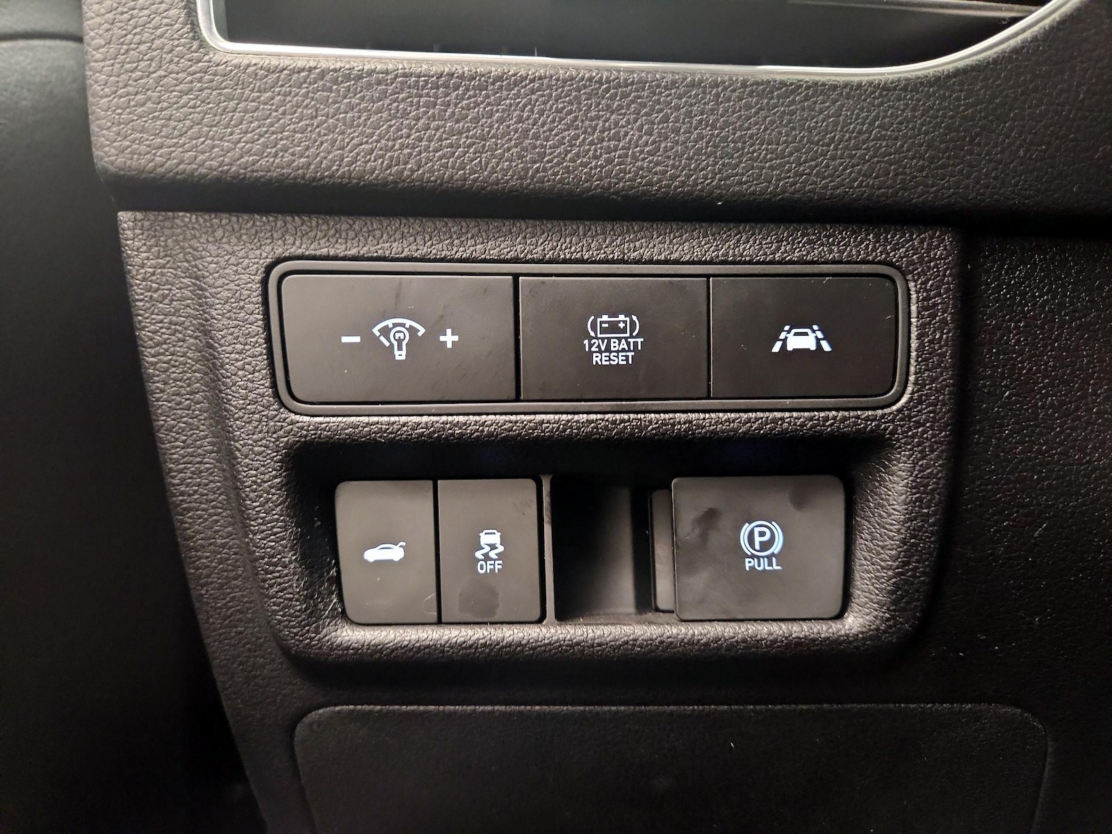 2022 Hyundai Sonata Hybrid Limited - Photo 14