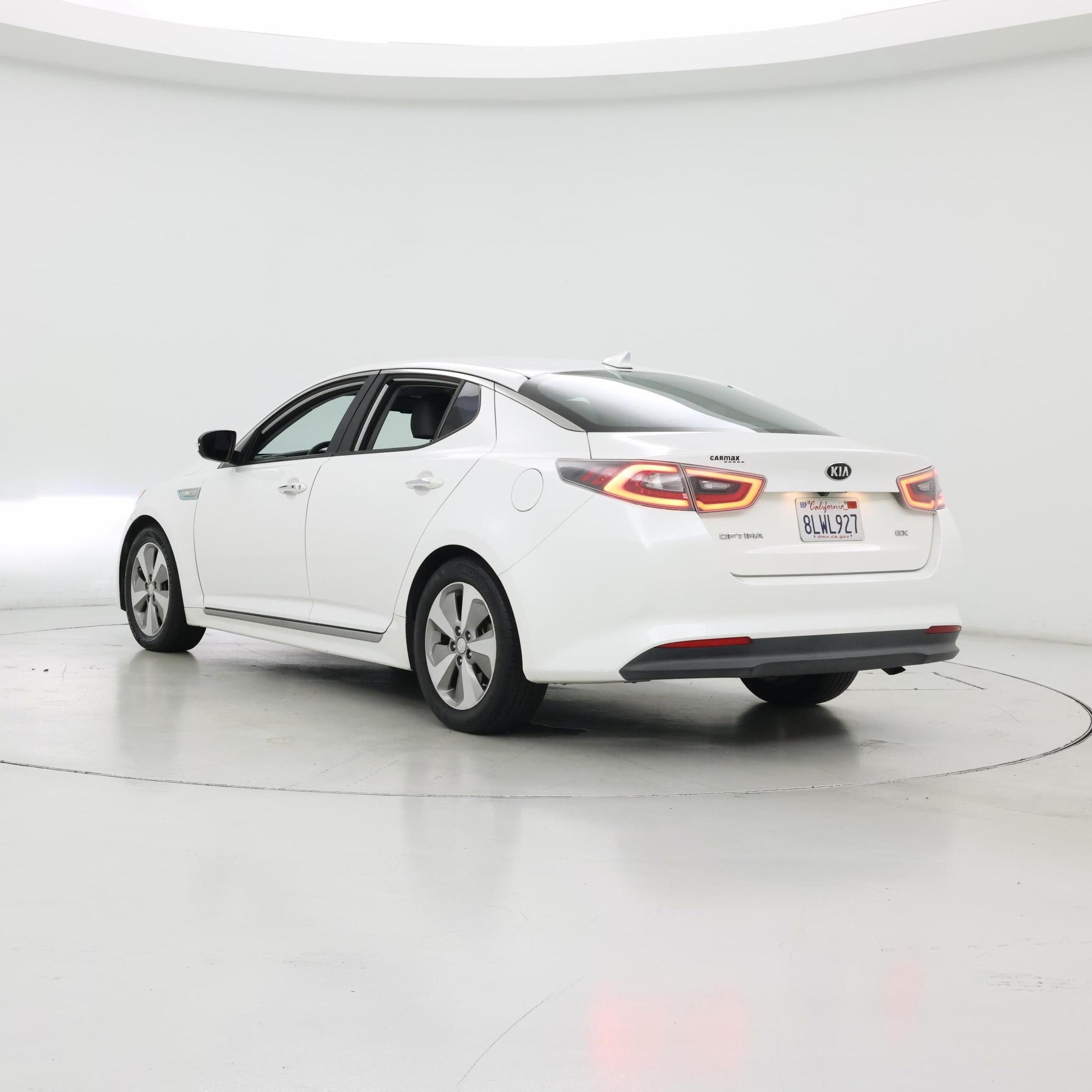 Thumbnail: 2016 Kia Optima - 2