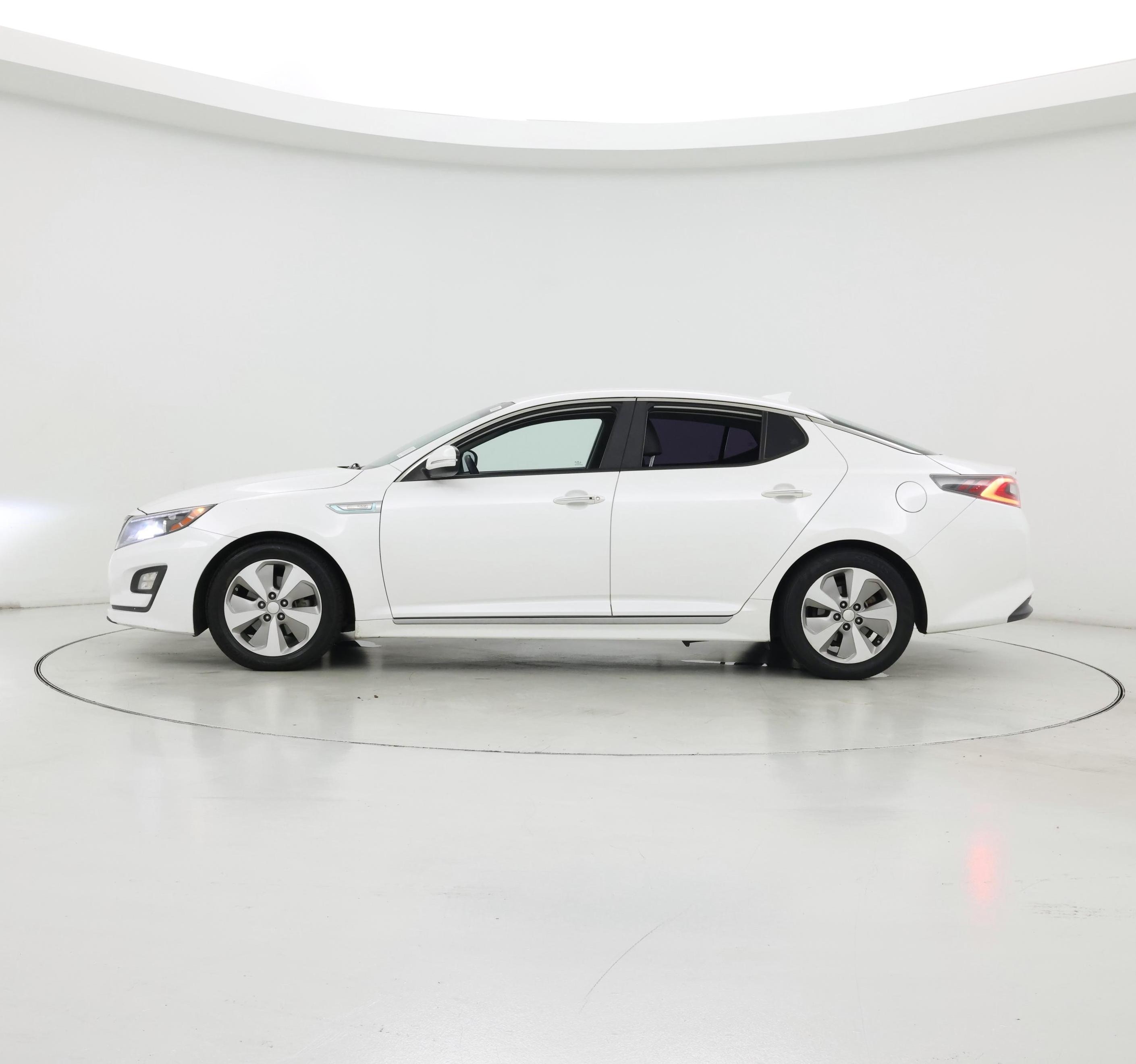 Thumbnail: 2016 Kia Optima - 3
