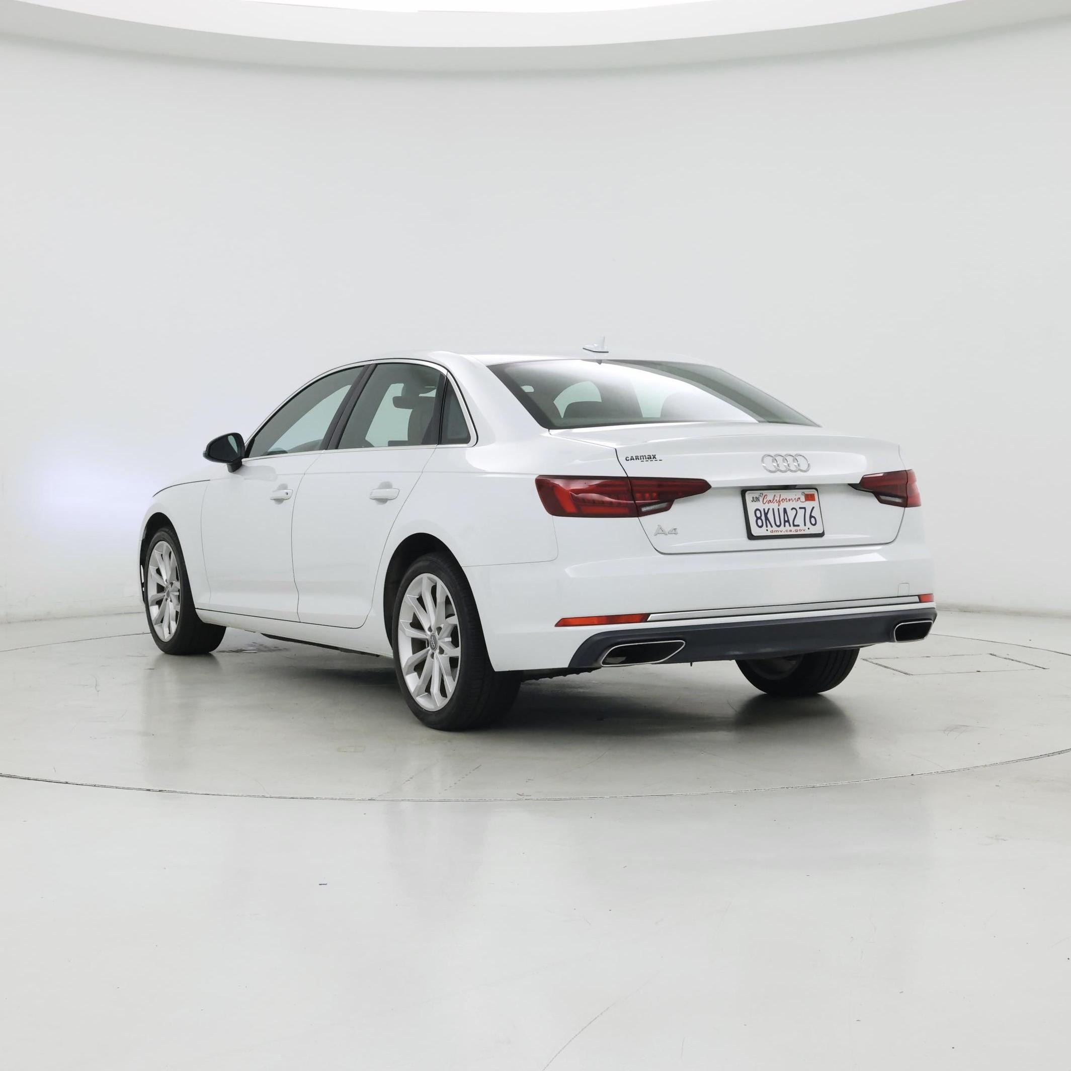 Thumbnail: 2019 Audi A4 - 2