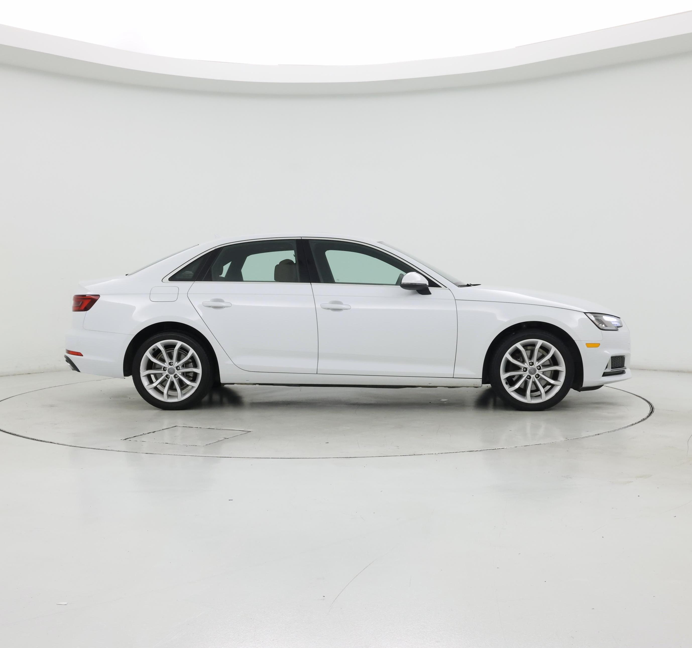 Thumbnail: 2019 Audi A4 - 7