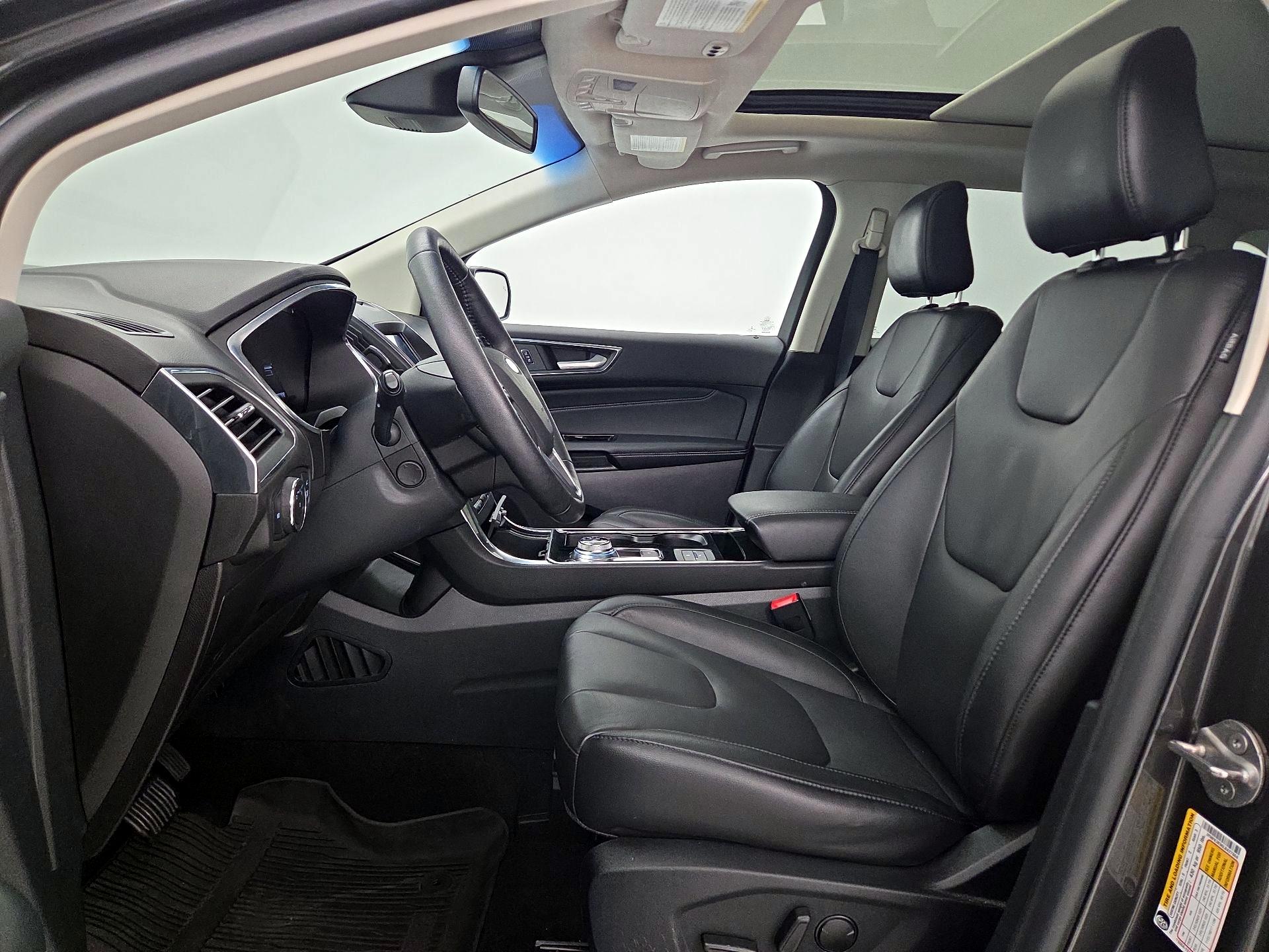 Thumbnail: 2020 Ford Edge - 11