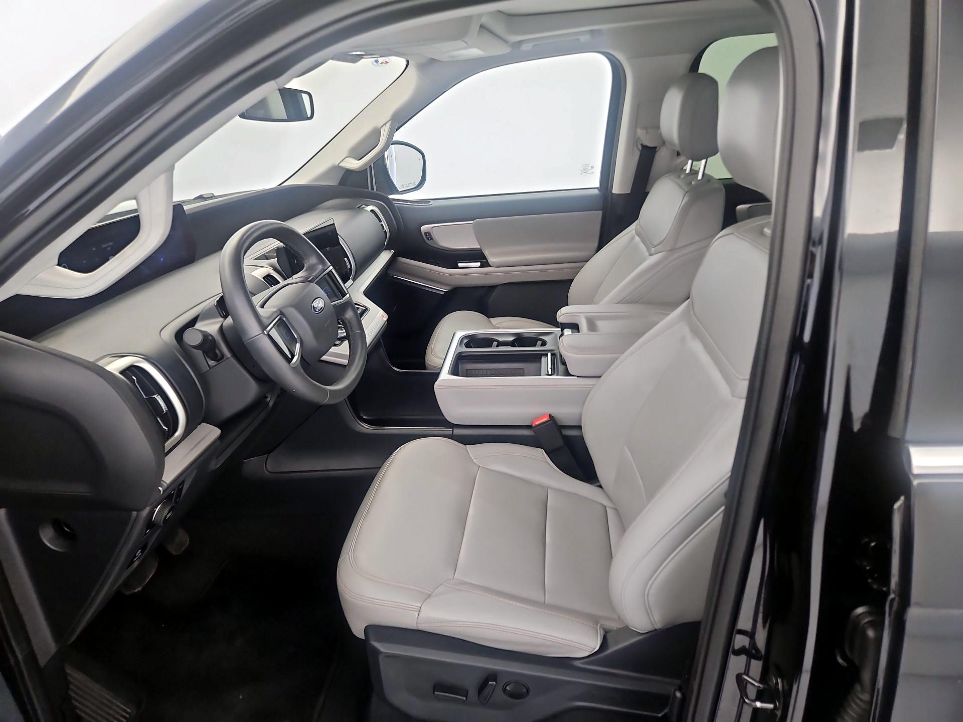 Thumbnail: 2025 Ford Expedition - 11