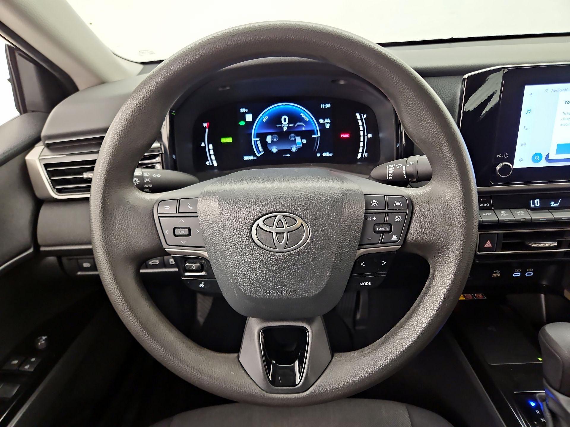 Thumbnail: 2025 Toyota Camry - 10