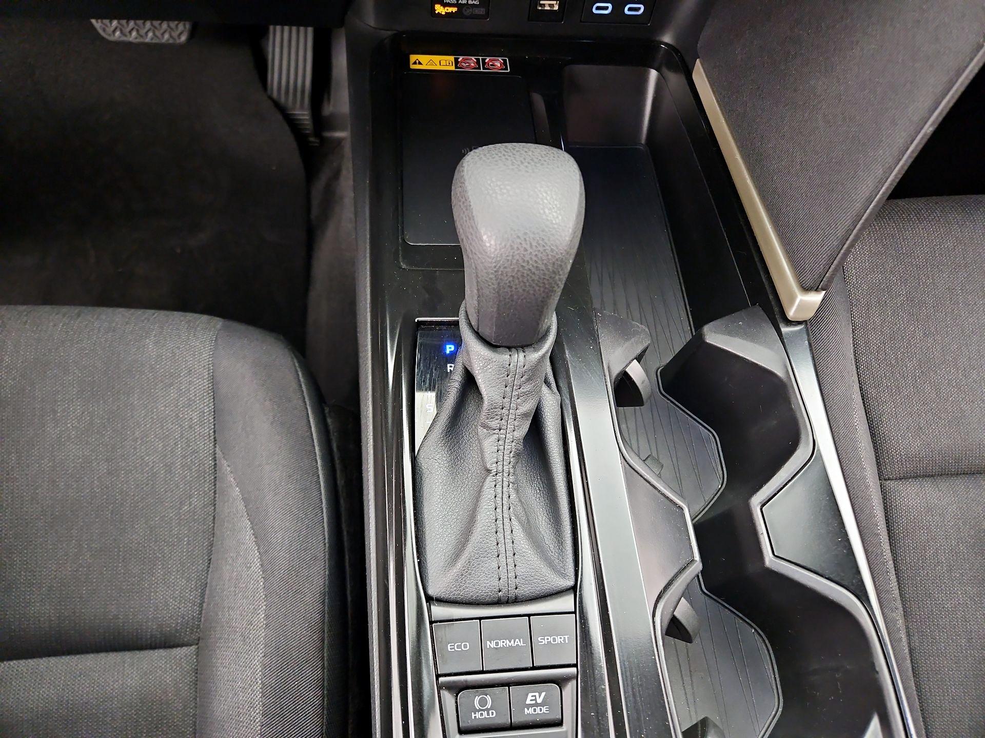 Thumbnail: 2025 Toyota Camry - 15