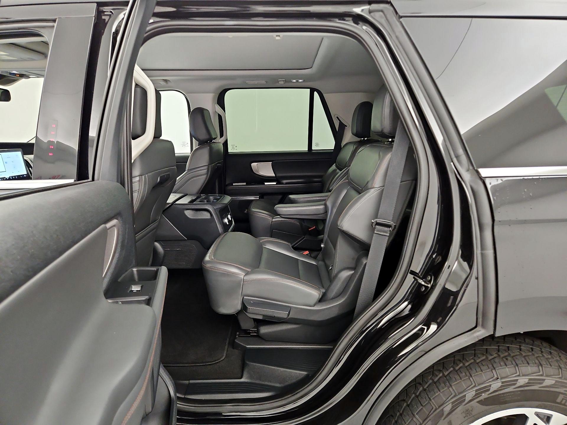 Thumbnail: 2025 Ford Expedition - 16