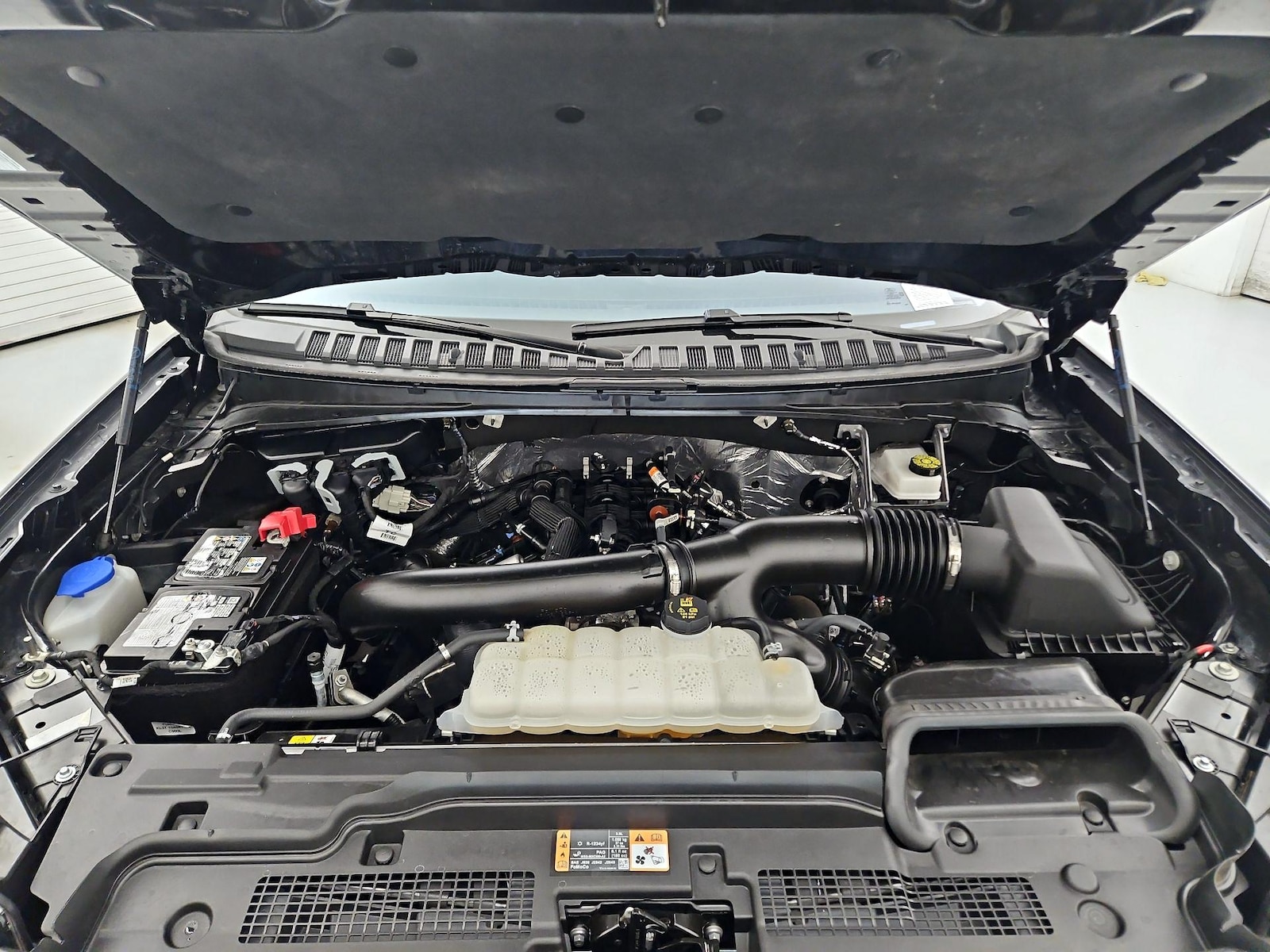 2025 Ford Expedition Active - Photo 25