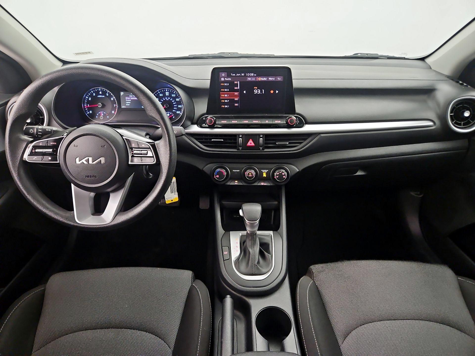 Thumbnail: 2024 Kia Forte - 9