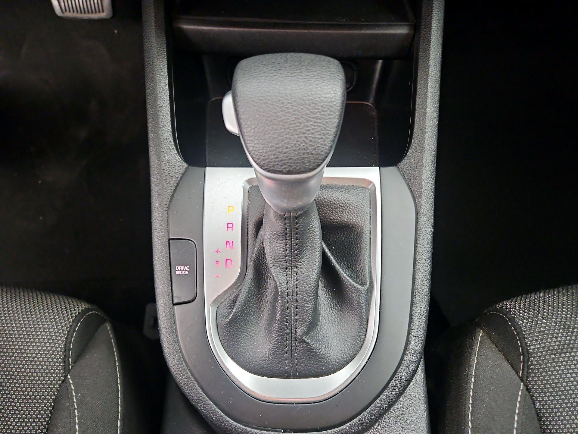 Thumbnail: 2024 Kia Forte - 17