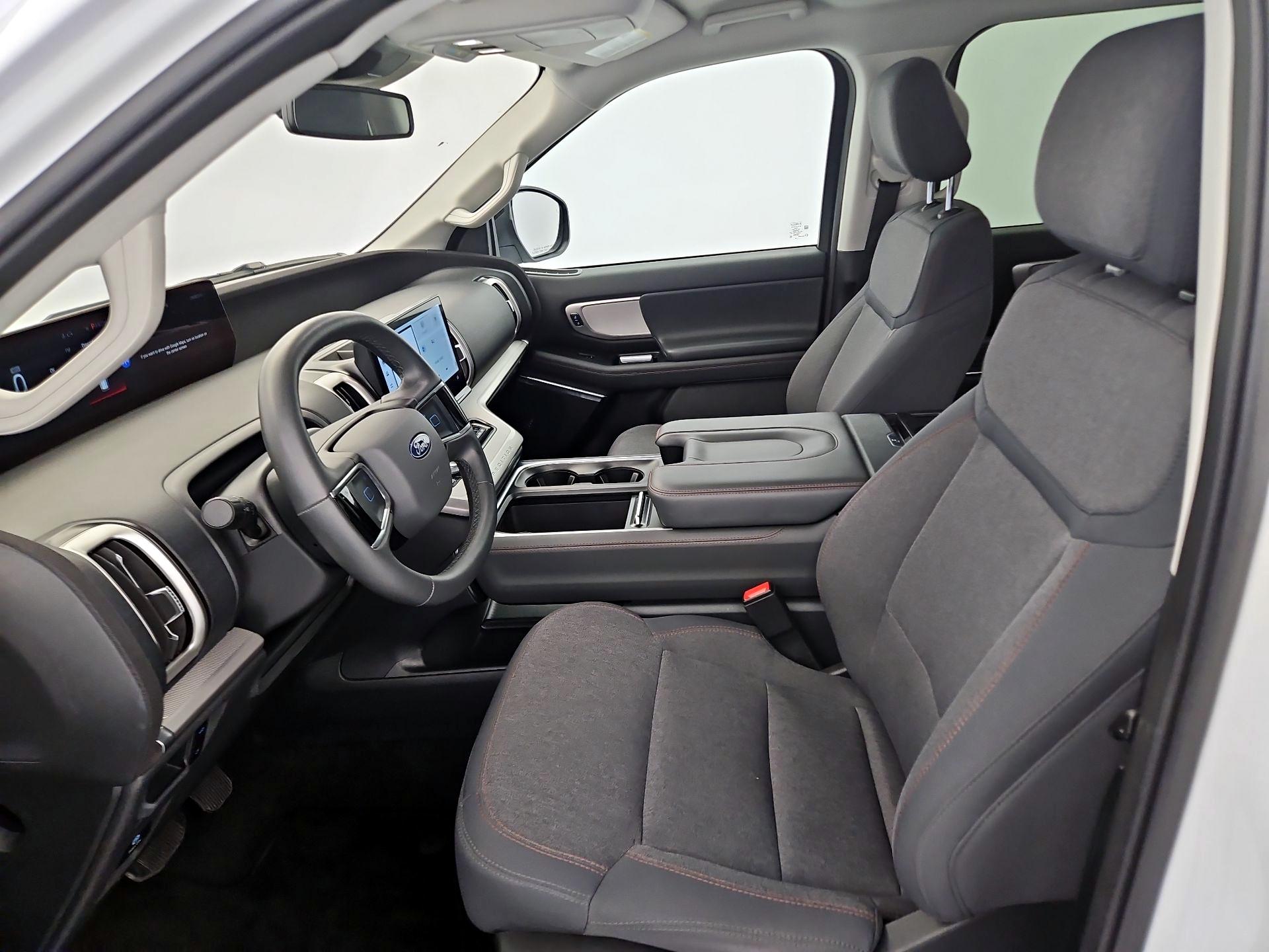 Thumbnail: 2025 Ford Expedition MAX - 11